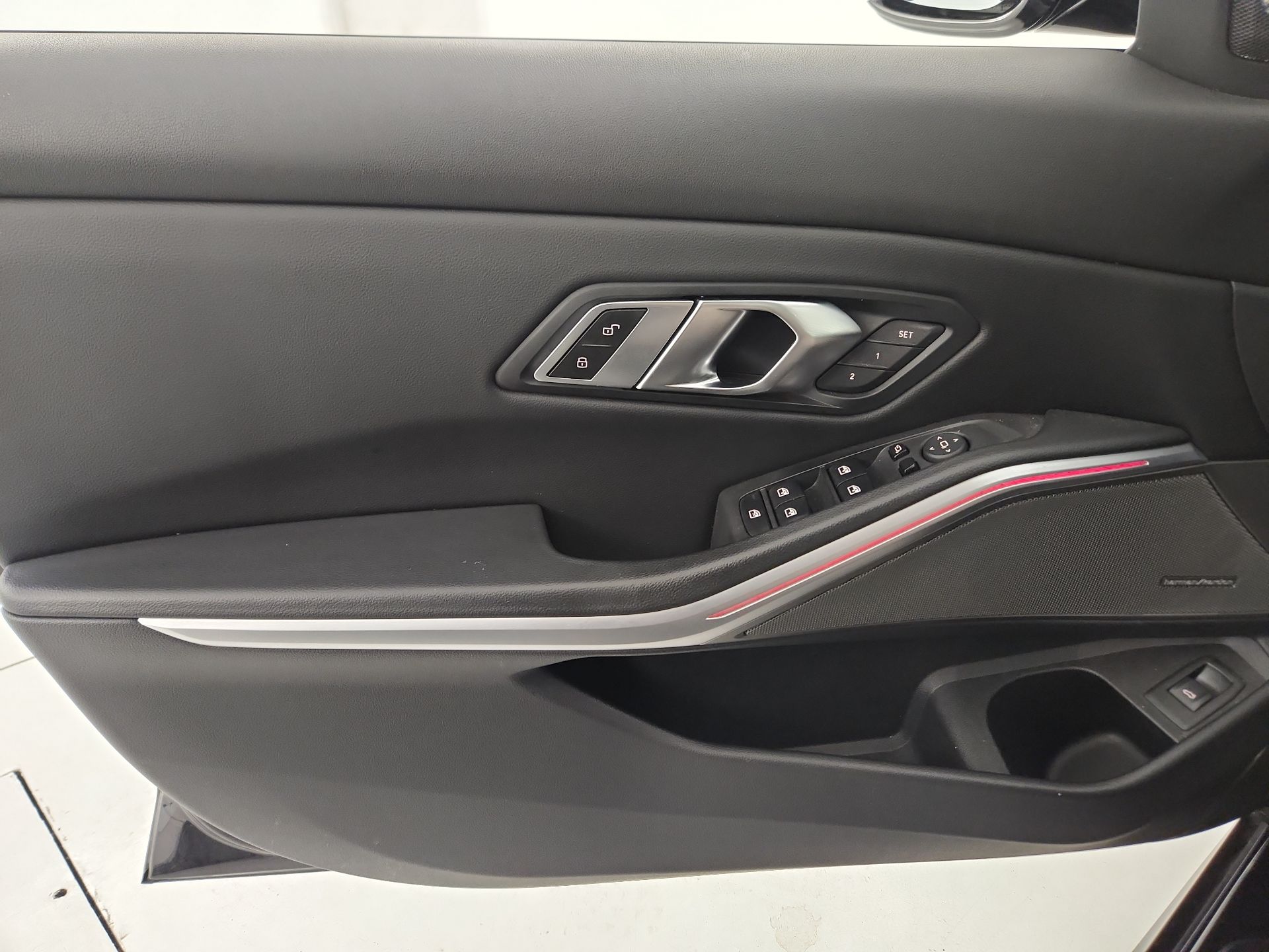 Thumbnail: 2023 BMW 3 Series - 12