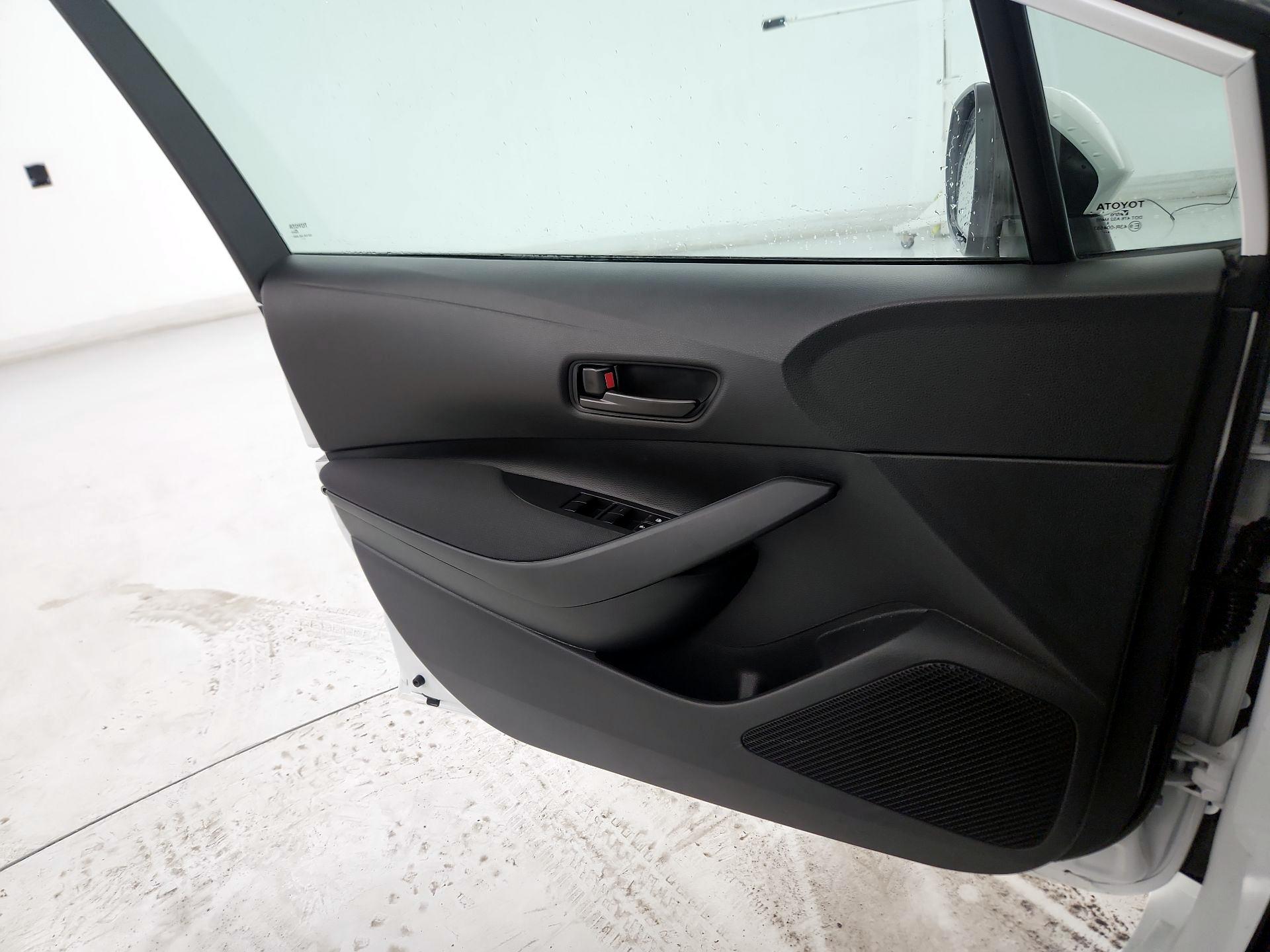 Thumbnail: 2025 Toyota Corolla - 12