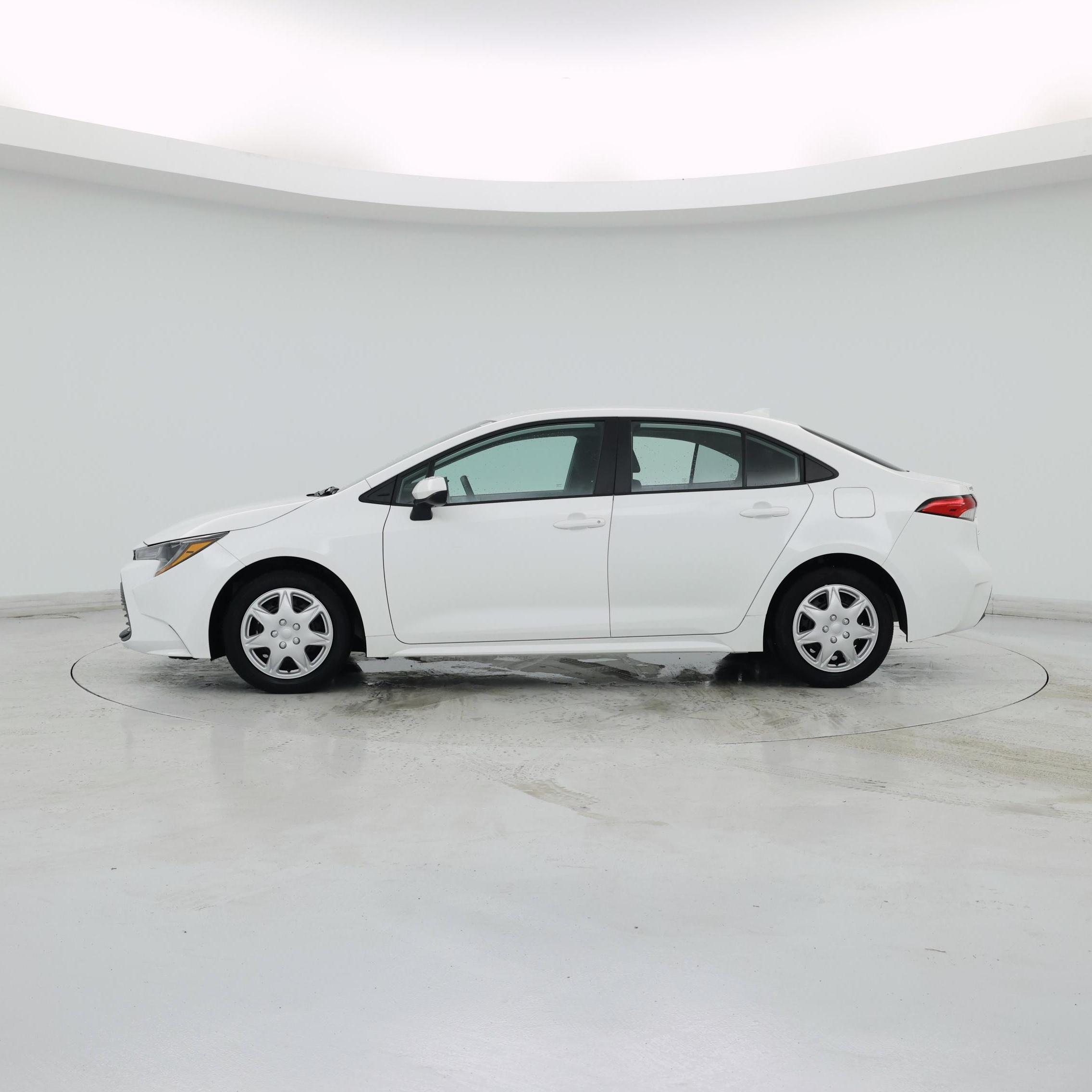 Thumbnail: 2025 Toyota Corolla - 3