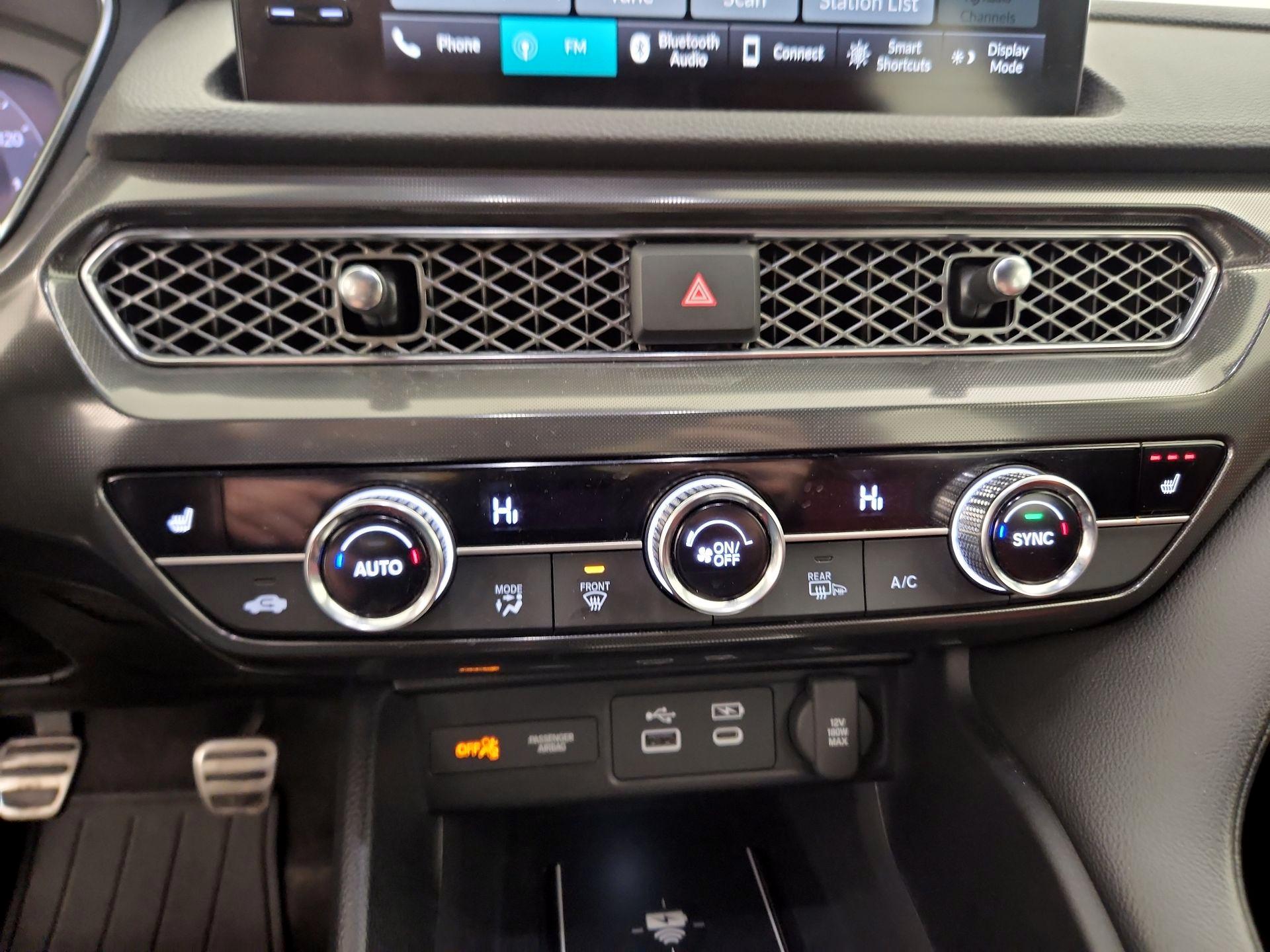 Thumbnail: 2023 Acura Integra - 16