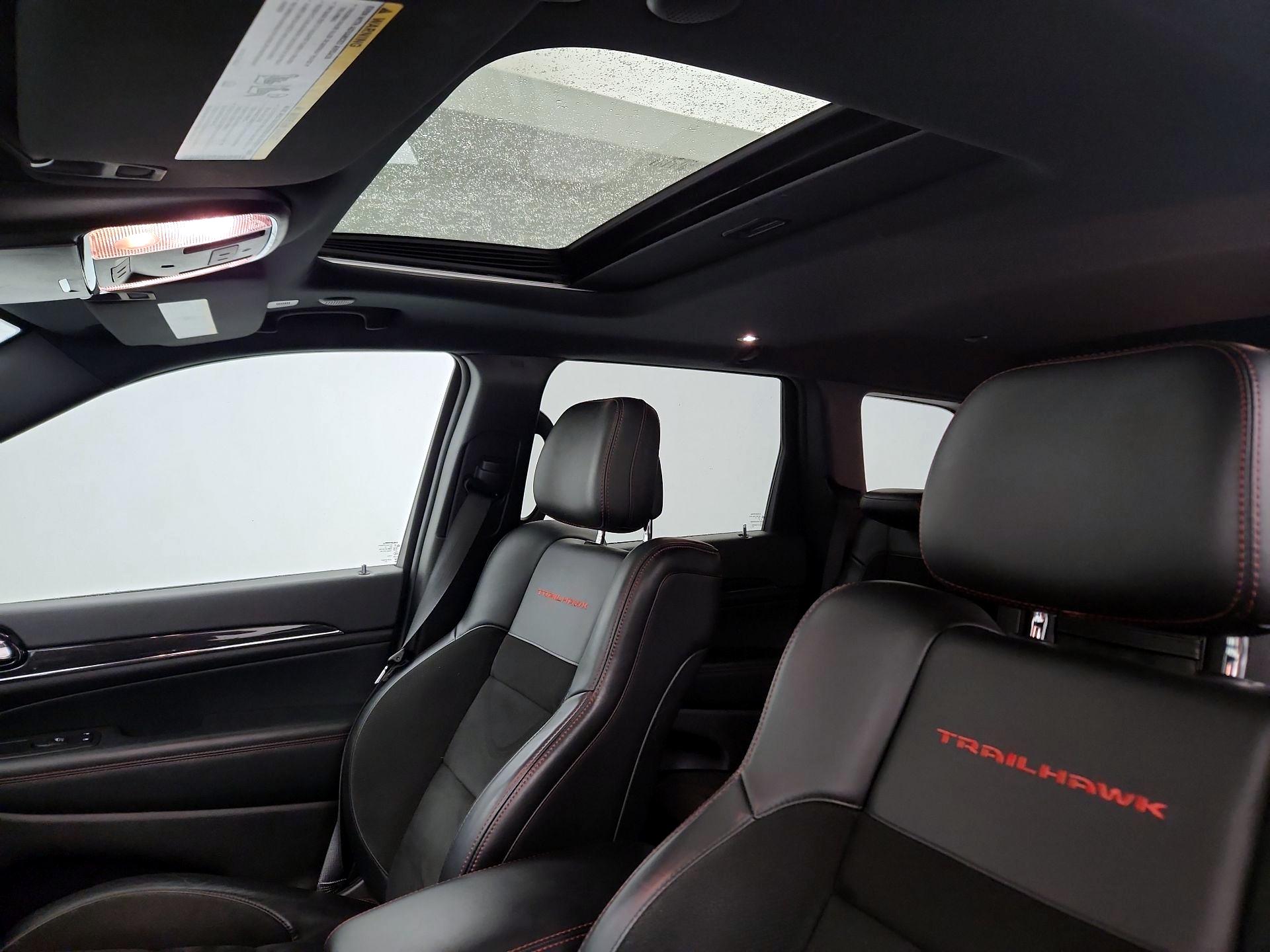 Thumbnail: 2021 Jeep Grand Cherokee - 20