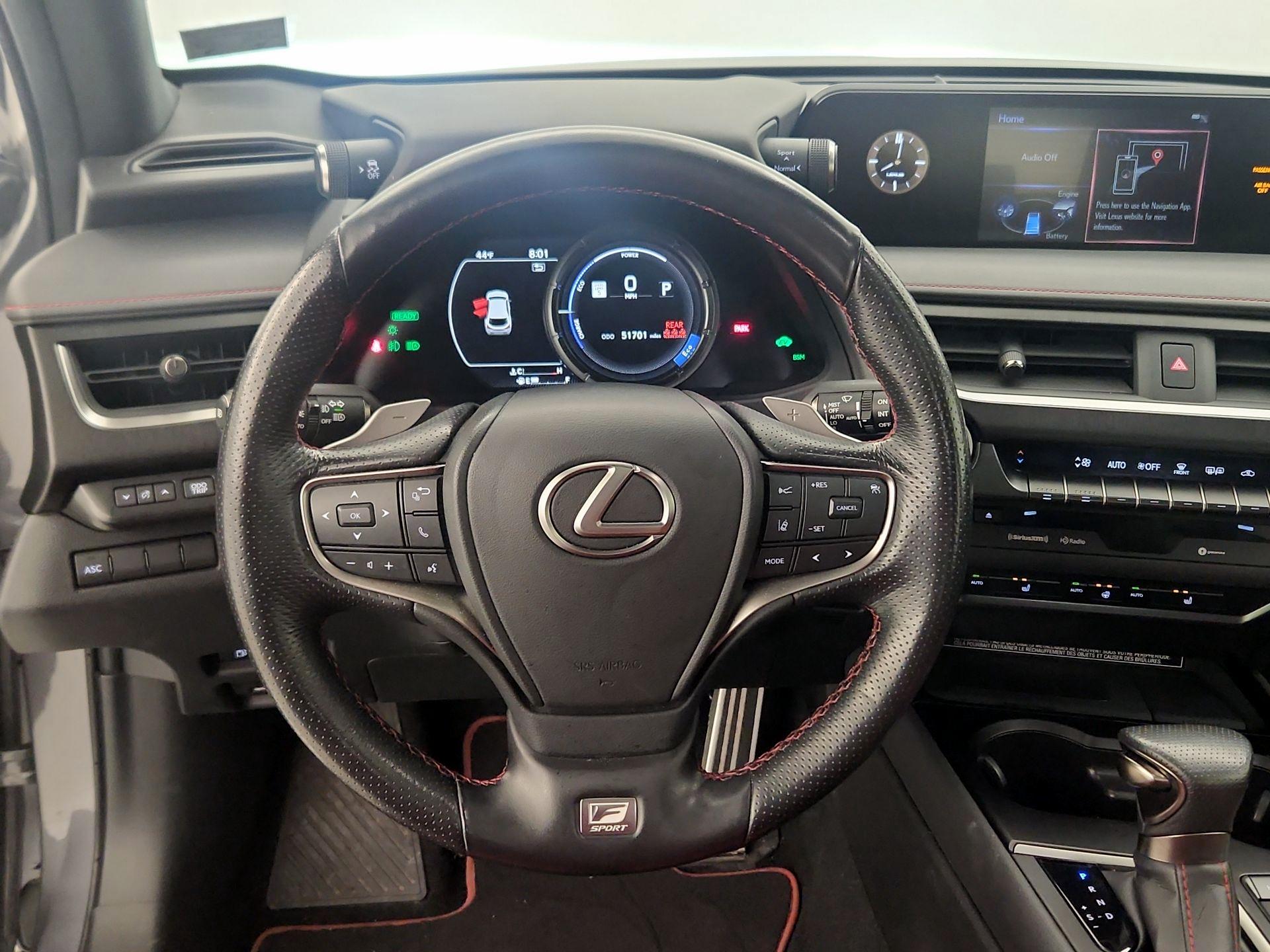 Thumbnail: 2021 Lexus UX - 10