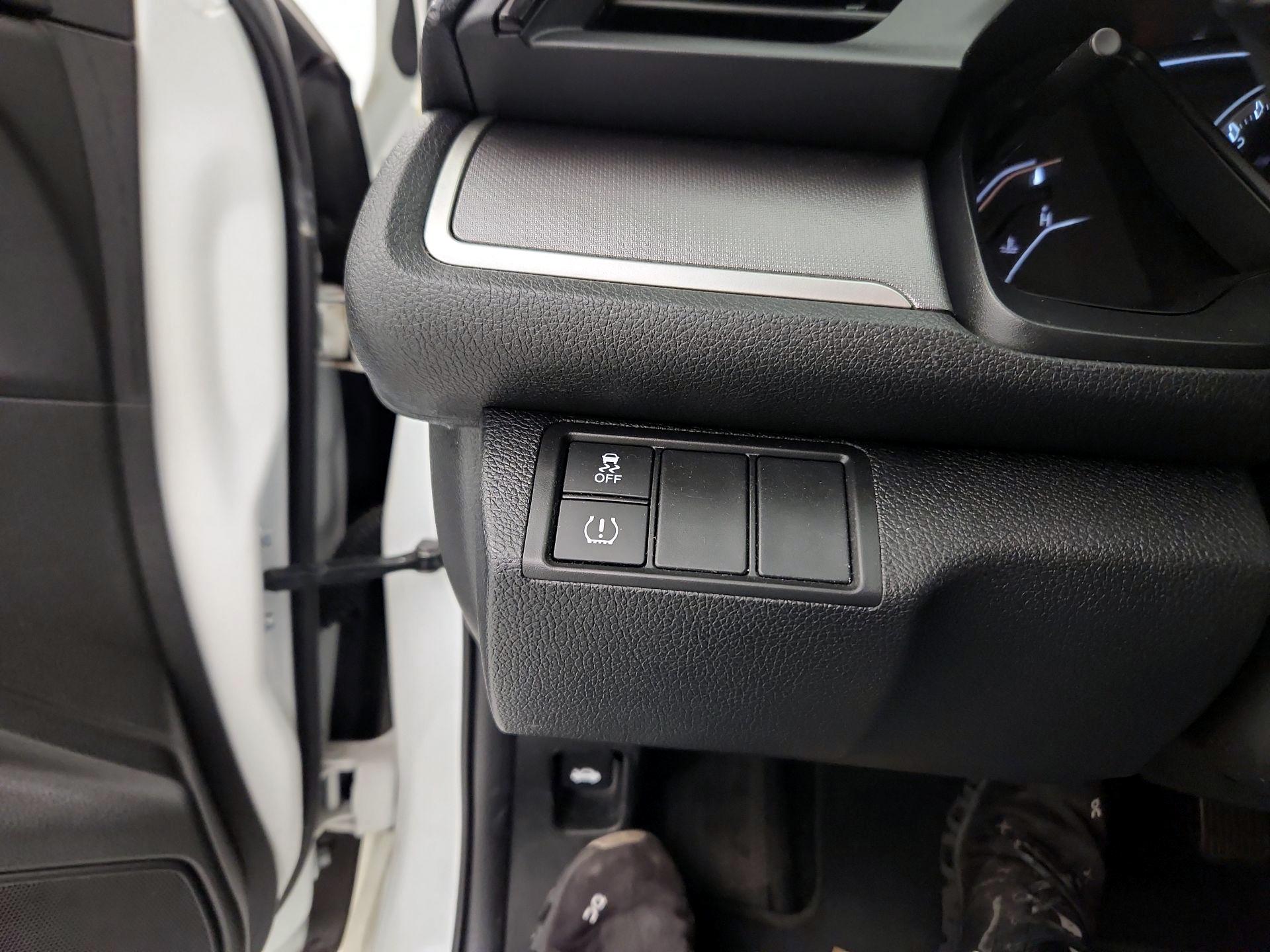 Thumbnail: 2017 Honda Civic - 13