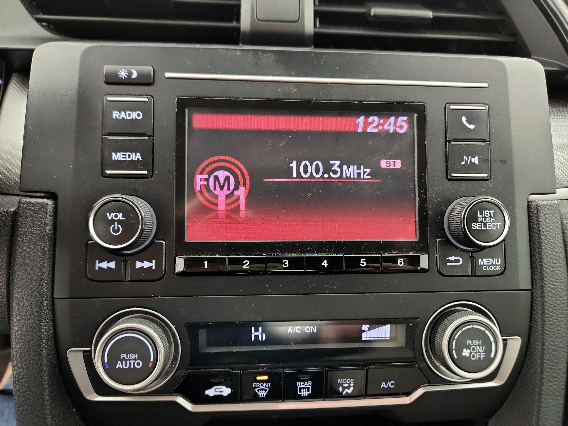 Thumbnail: 2017 Honda Civic - 15