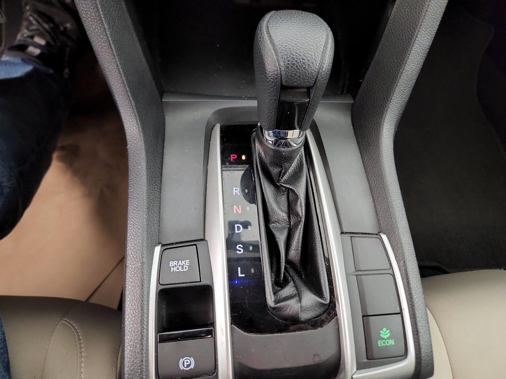 Thumbnail: 2017 Honda Civic - 17