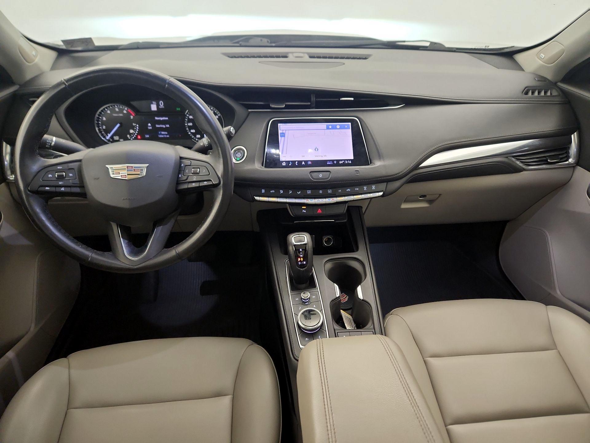 Thumbnail: 2019 Cadillac XT4 - 9