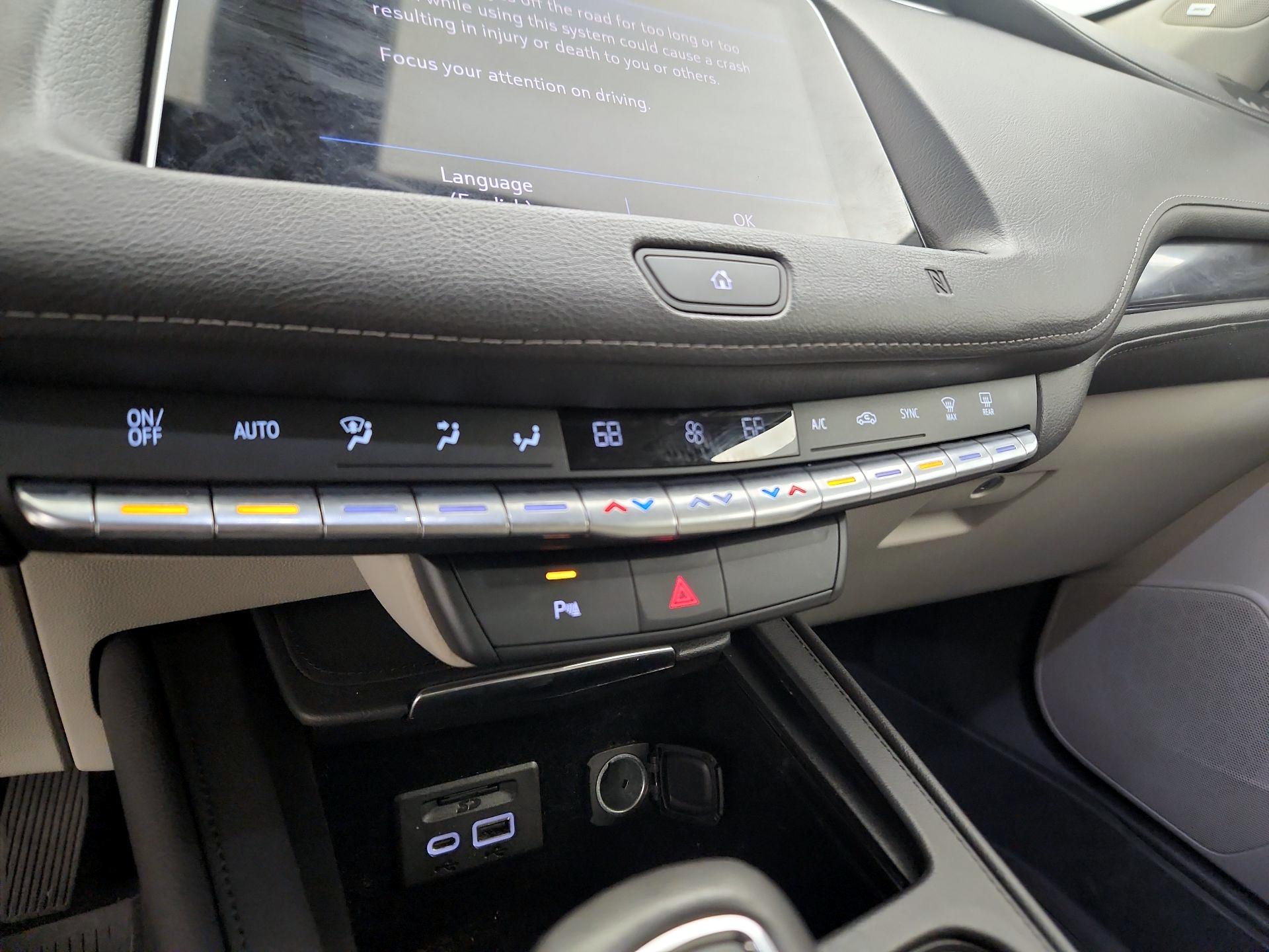 Thumbnail: 2019 Cadillac XT4 - 17