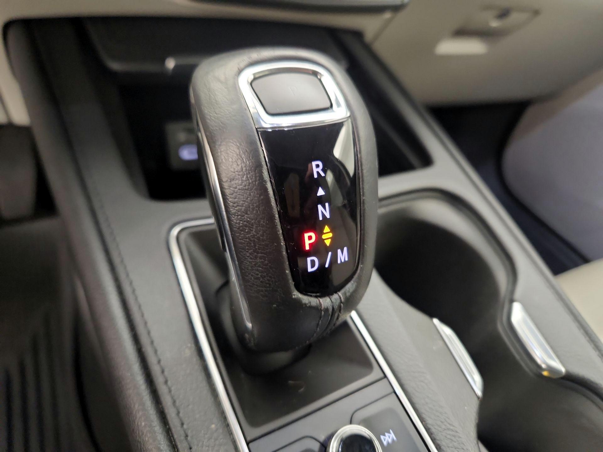 Thumbnail: 2019 Cadillac XT4 - 18