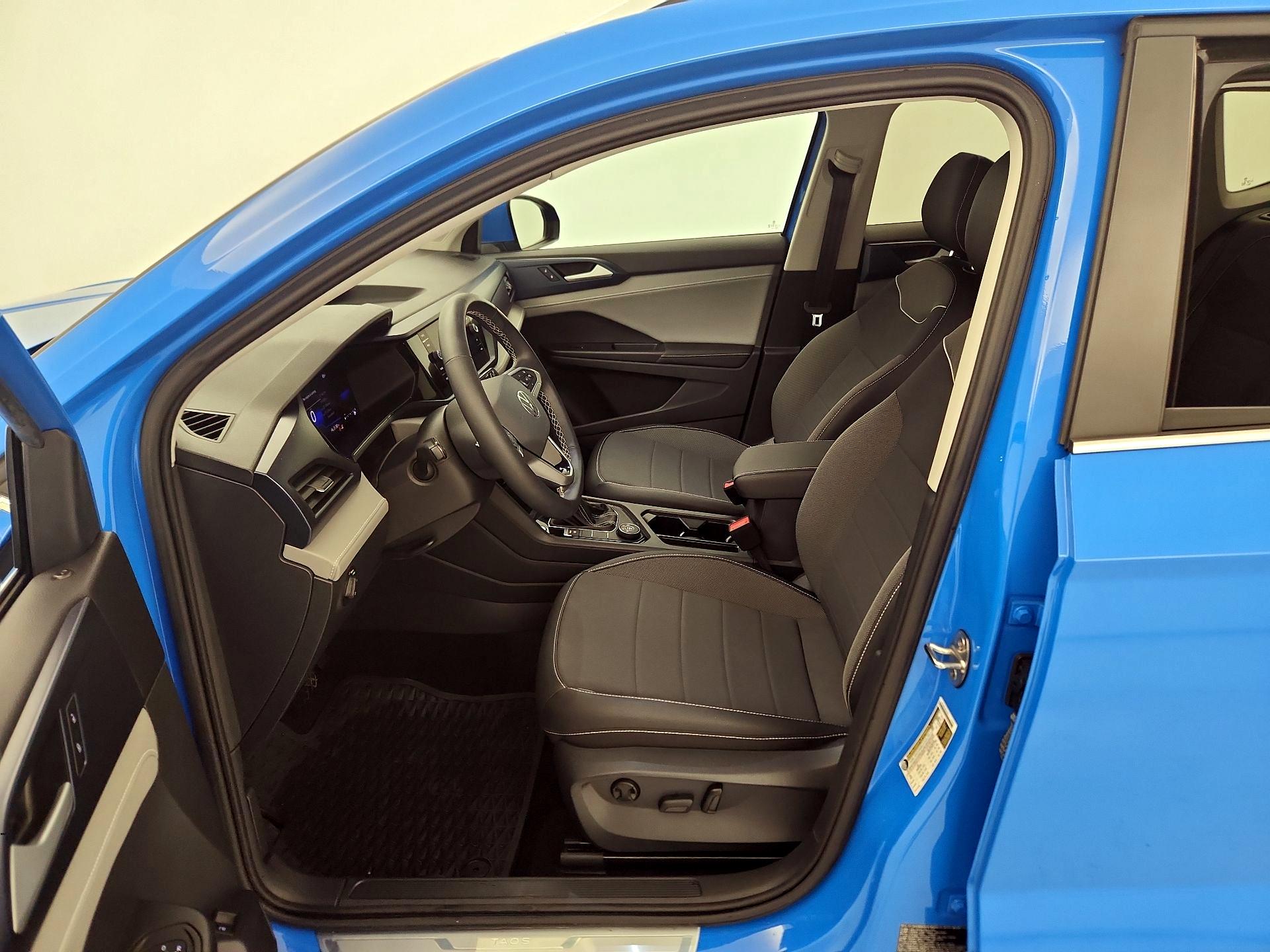 Thumbnail: 2024 Volkswagen Taos - 11