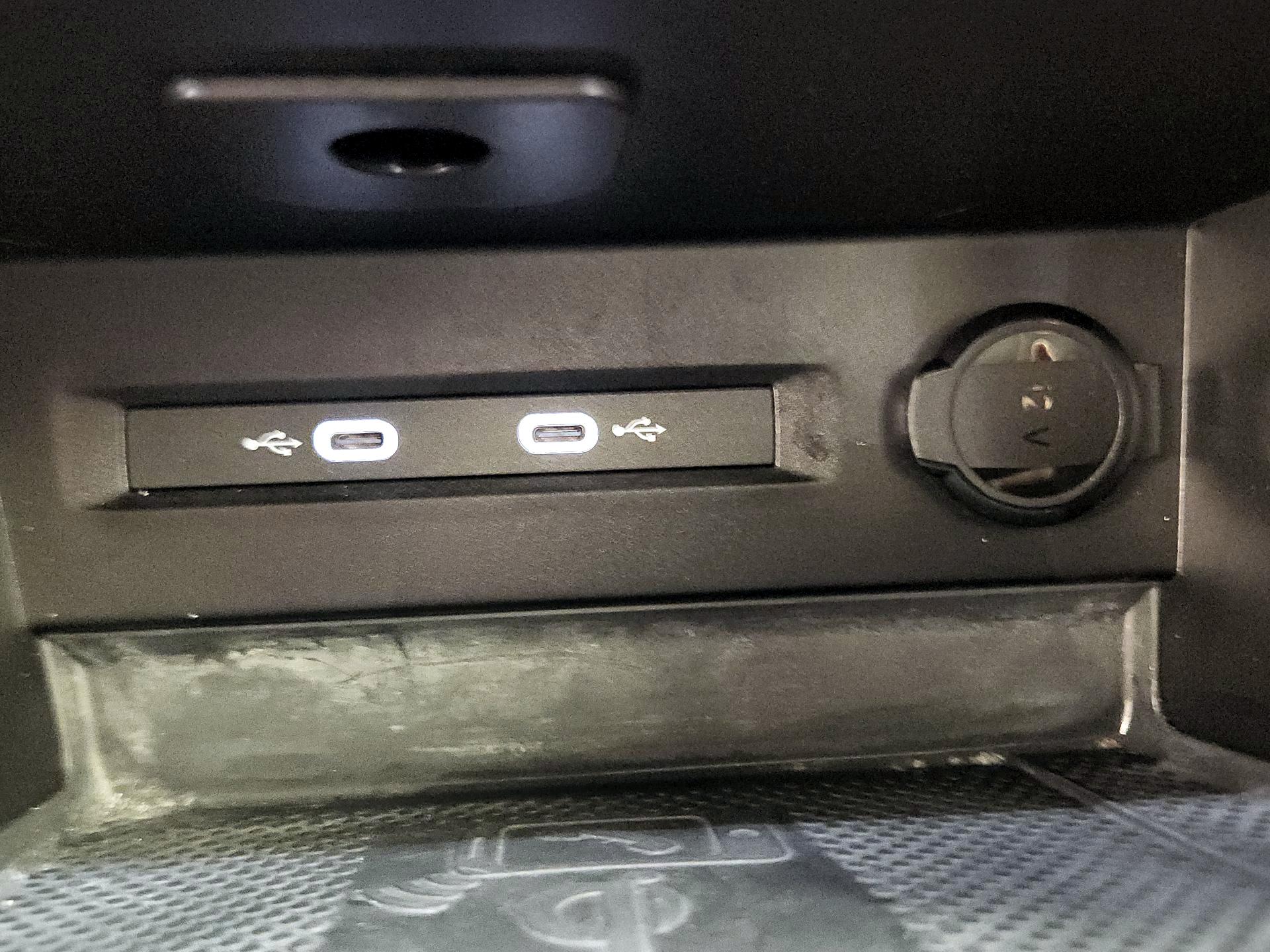 Thumbnail: 2024 Volkswagen Taos - 18