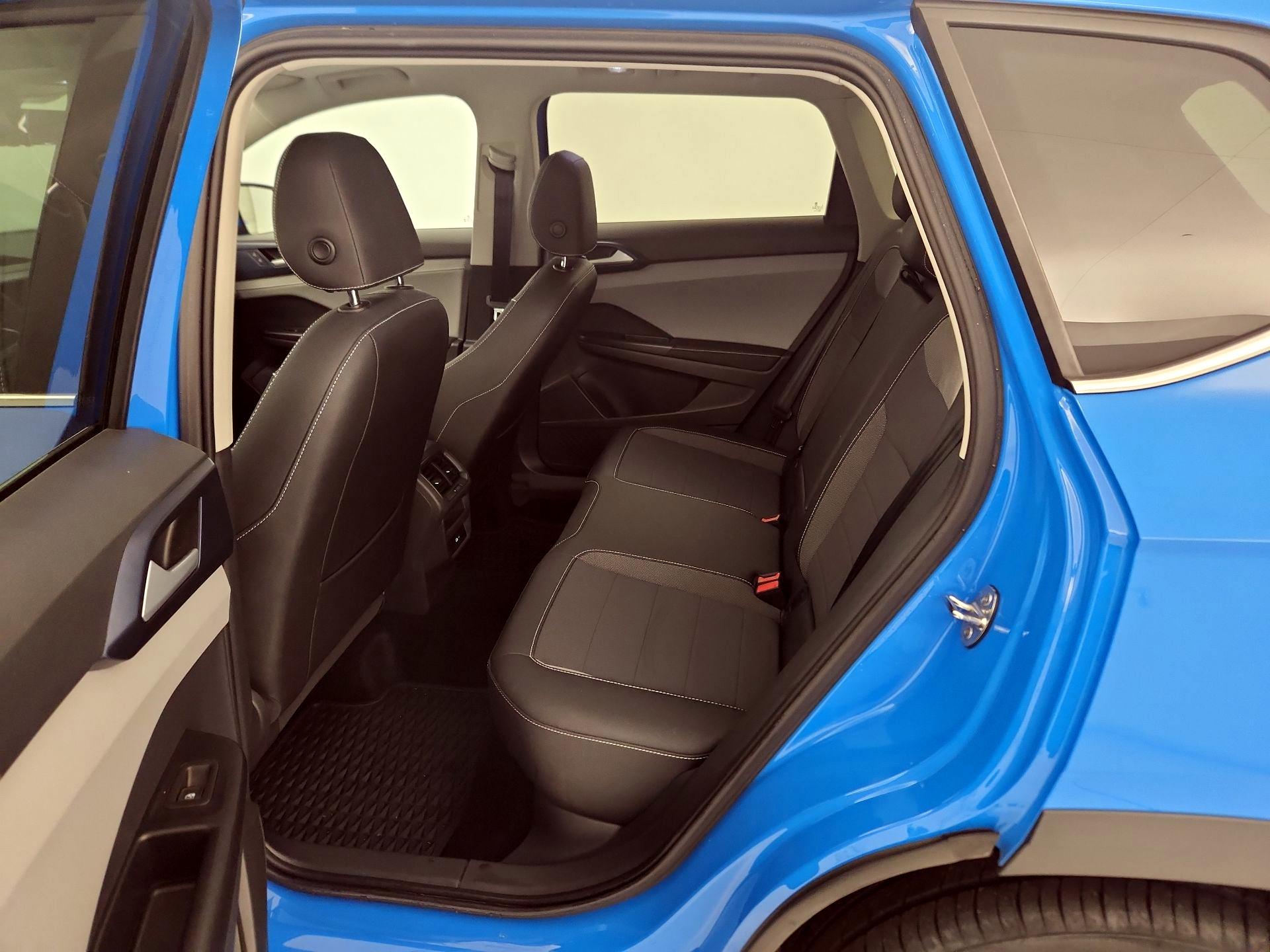 Thumbnail: 2024 Volkswagen Taos - 20