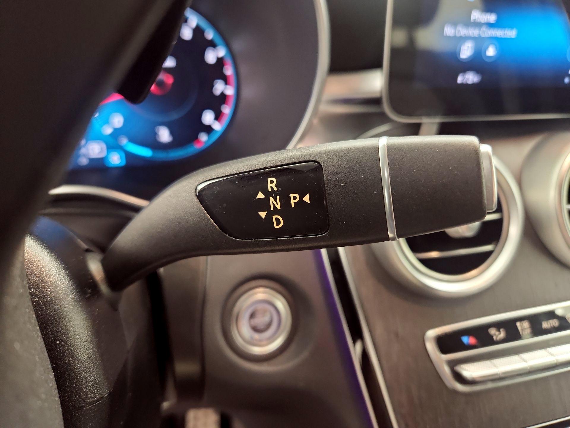 Thumbnail: 2022 Mercedes-Benz GLC - 18