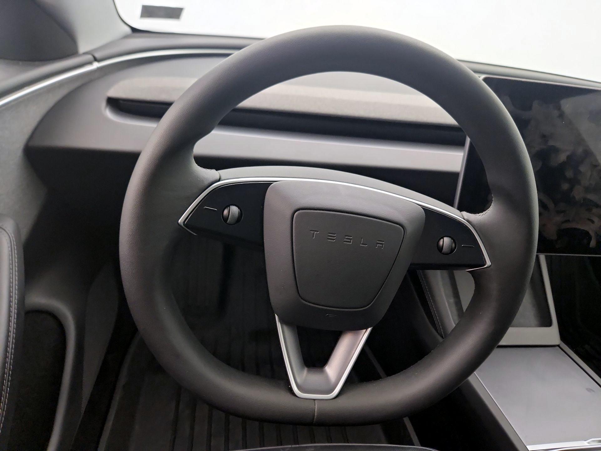 Thumbnail: 2024 Tesla Model 3 - 10