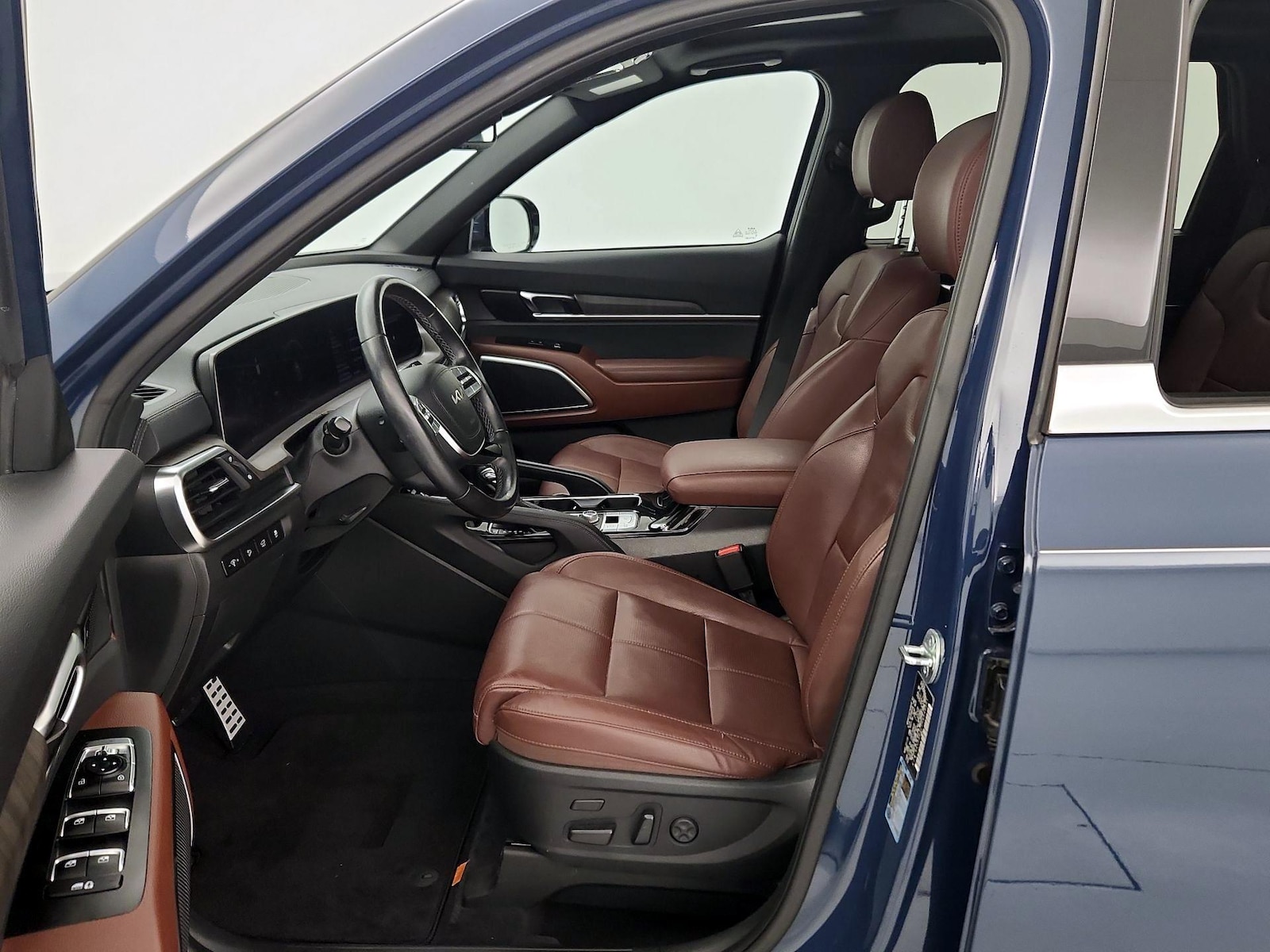 2023 Kia Telluride SX - Photo 12