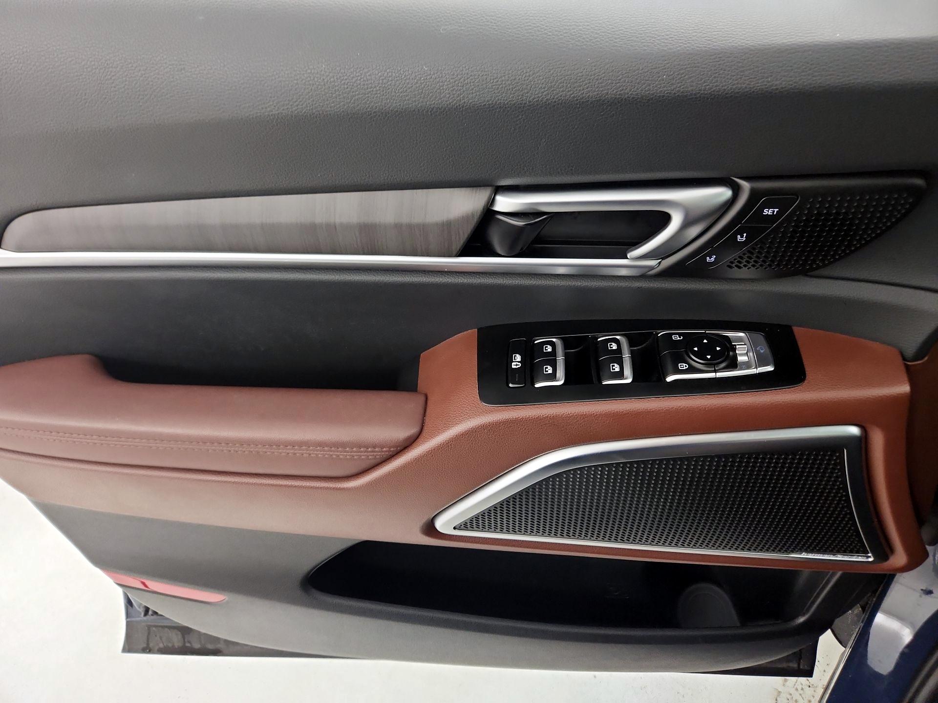 Thumbnail: 2023 Kia Telluride - 12