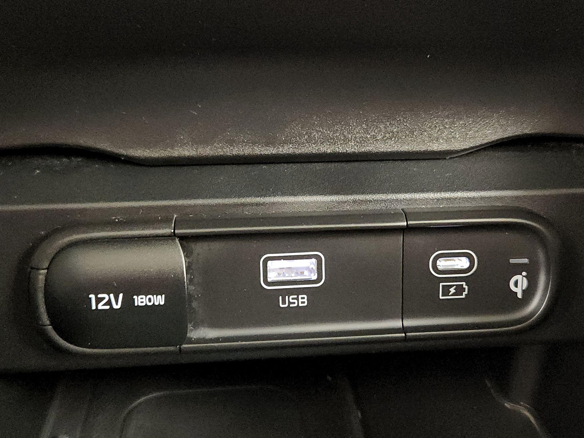 Thumbnail: 2023 Kia Telluride - 19