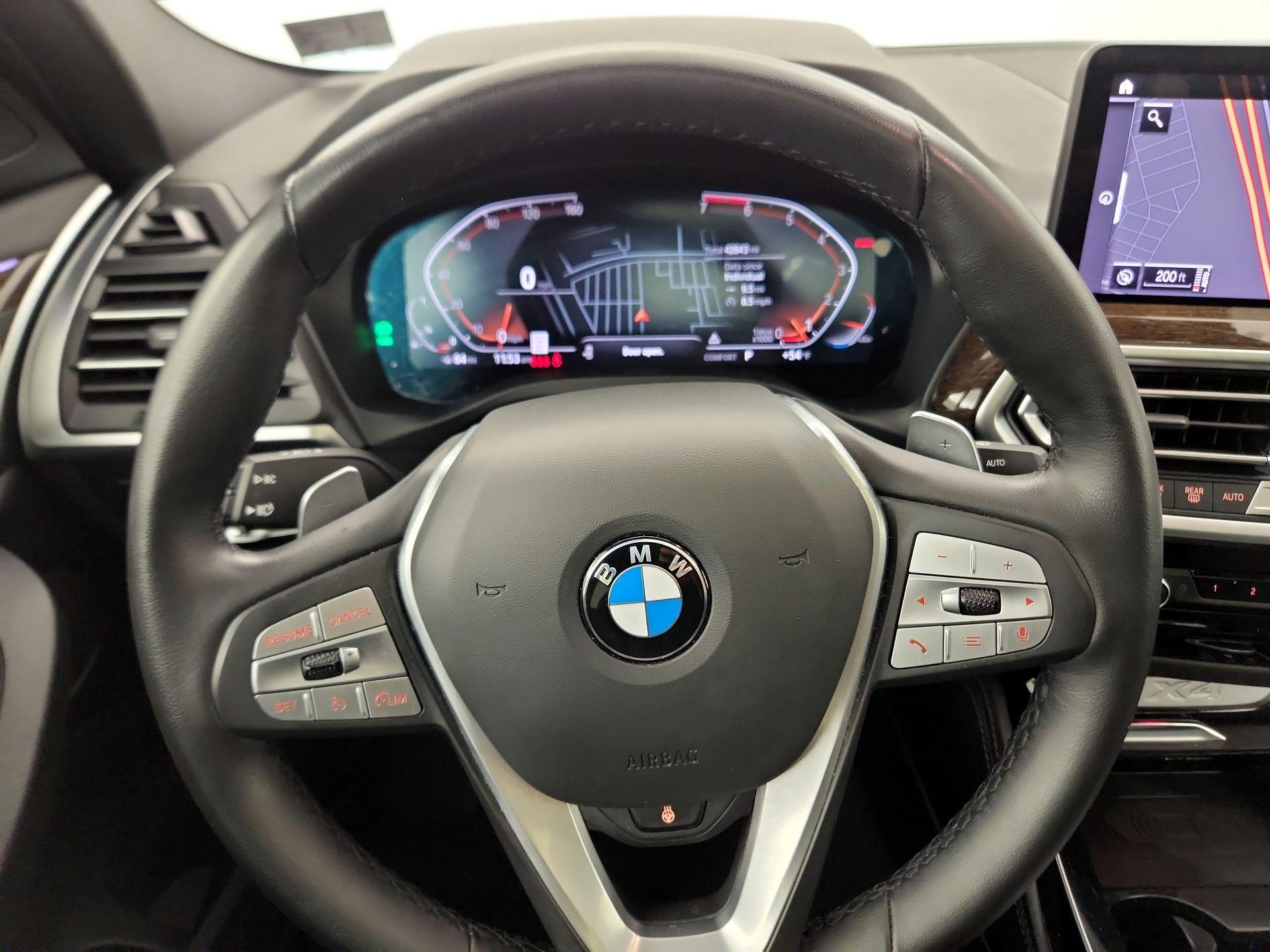 Thumbnail: 2023 BMW X4 - 10