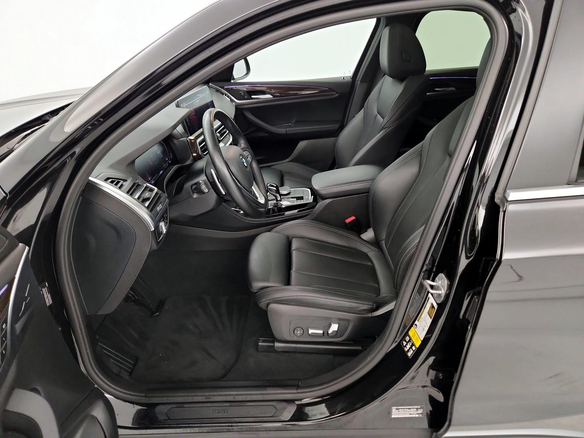 Thumbnail: 2023 BMW X4 - 11