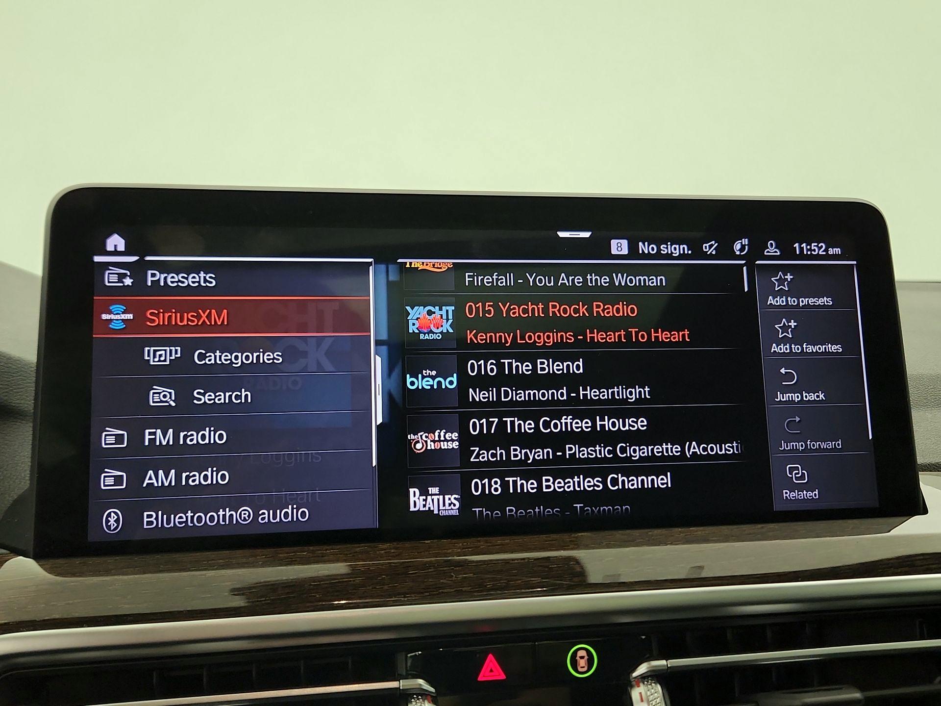 Thumbnail: 2023 BMW X4 - 16