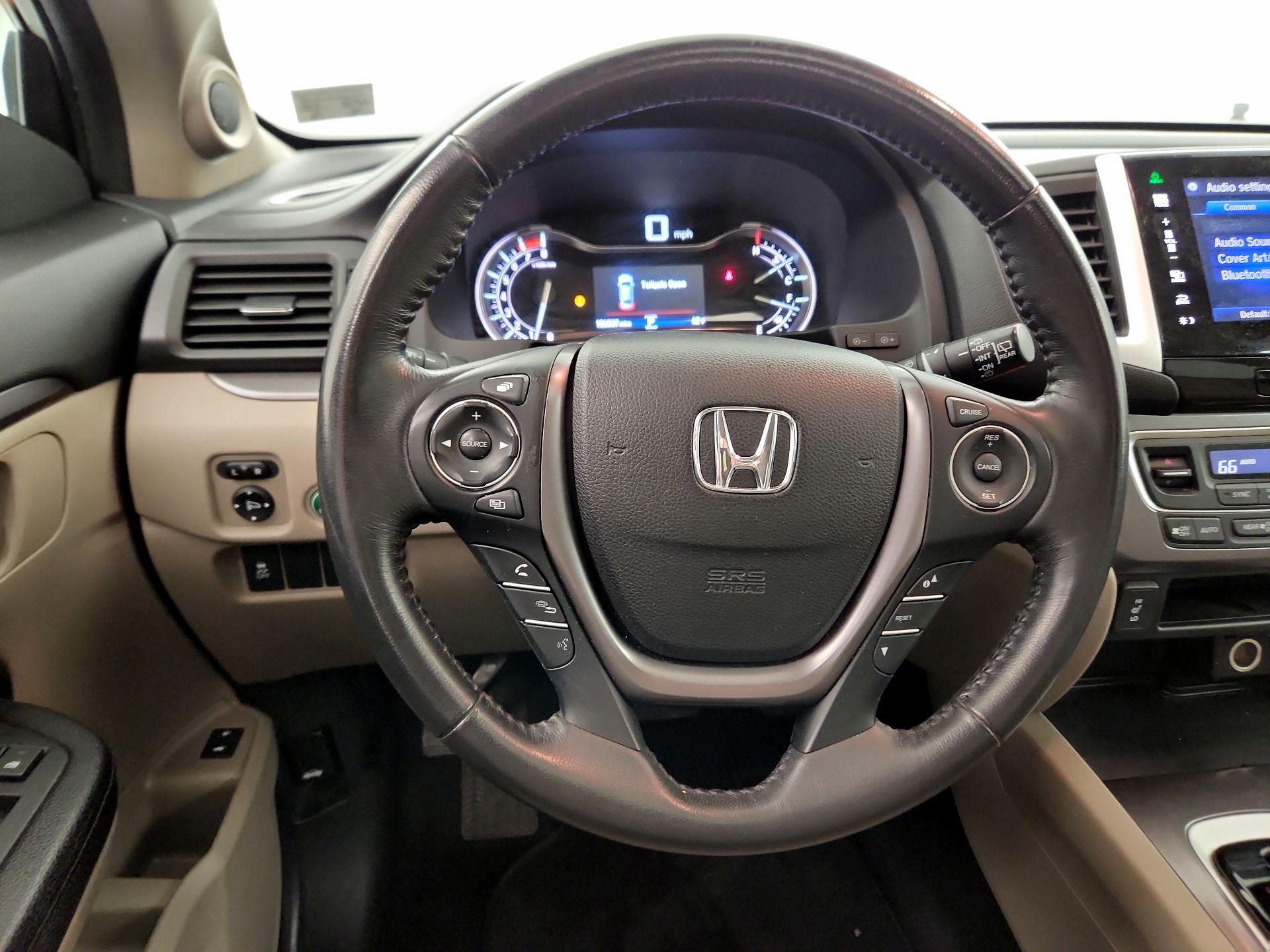 Thumbnail: 2016 Honda Pilot - 10