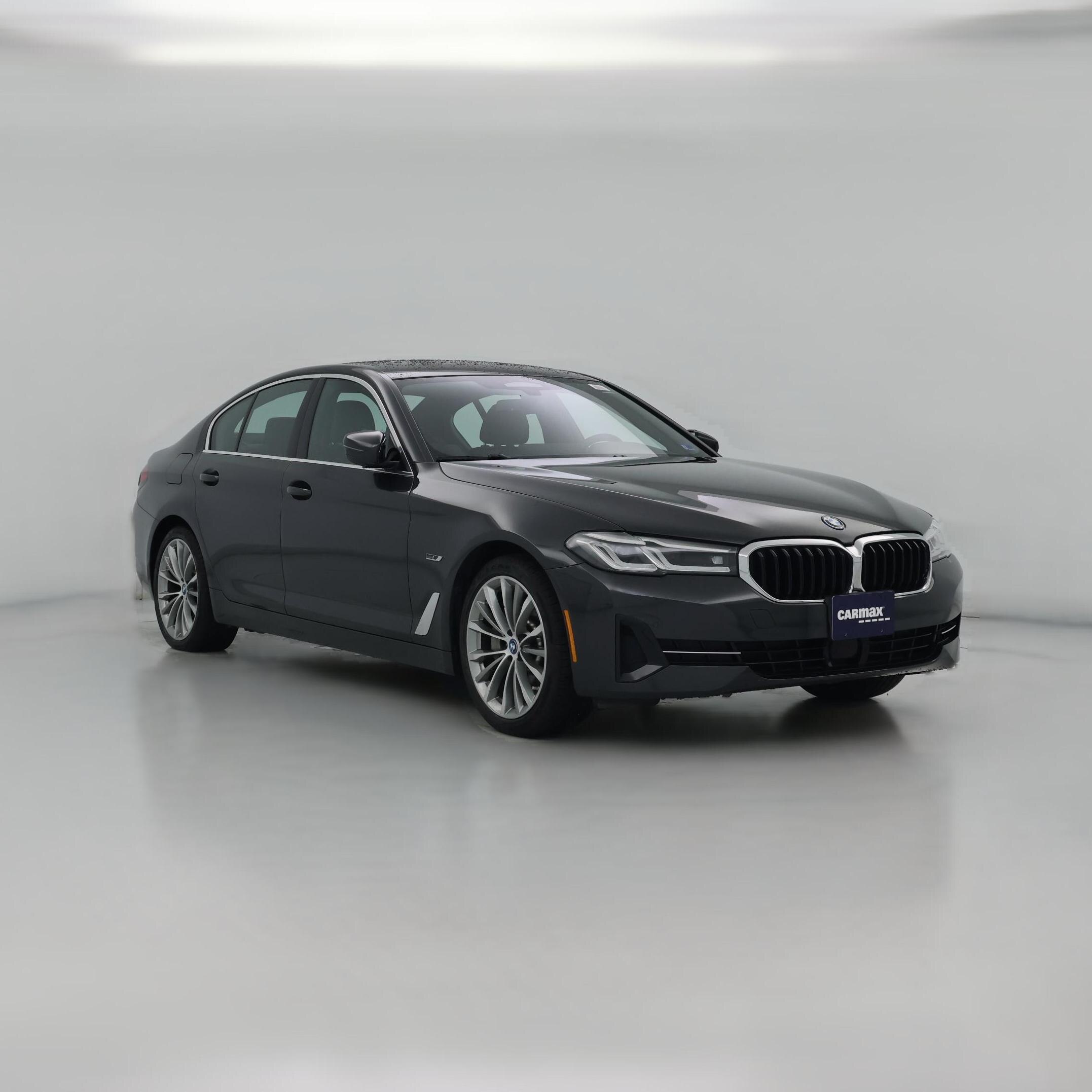 Thumbnail: 2023 BMW 5 Series - 1