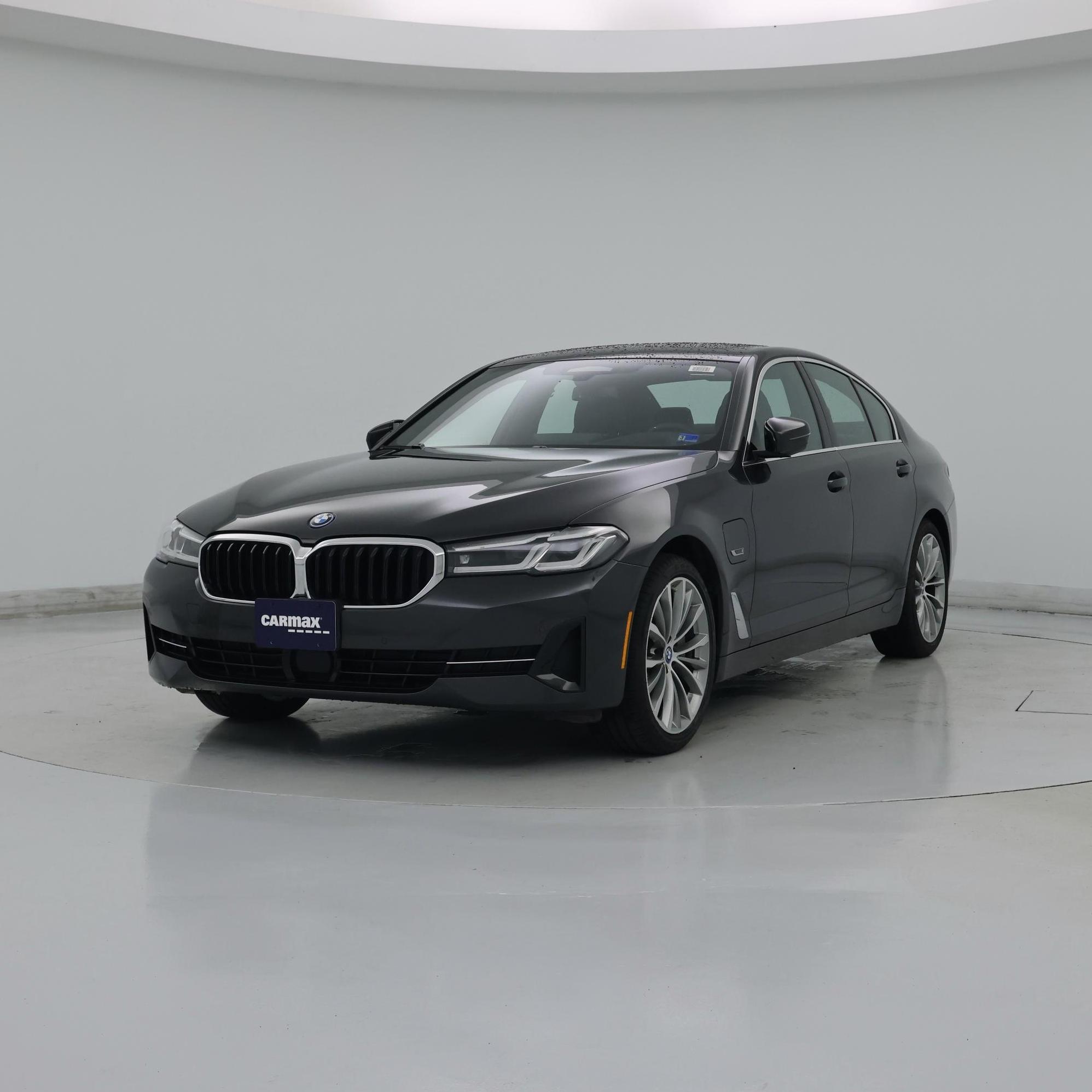 Thumbnail: 2023 BMW 5 Series - 4