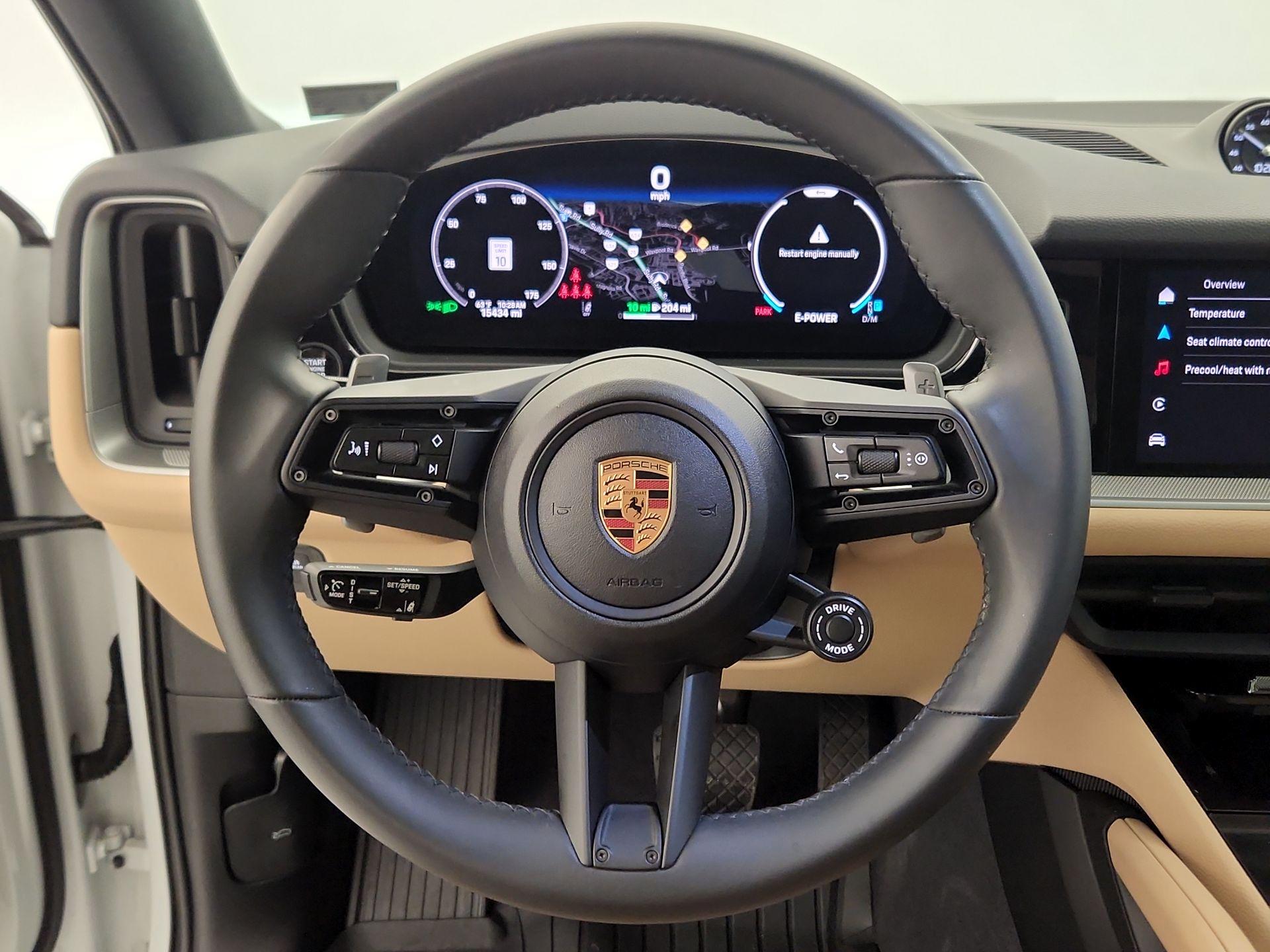 Thumbnail: 2025 Porsche Cayenne - 10