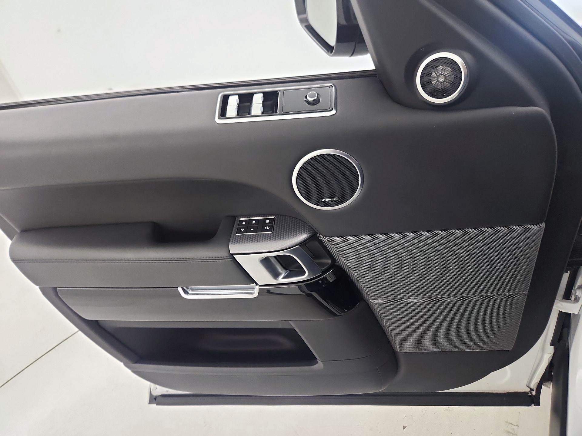 Thumbnail: 2021 Land Rover Range Rover Sport - 12