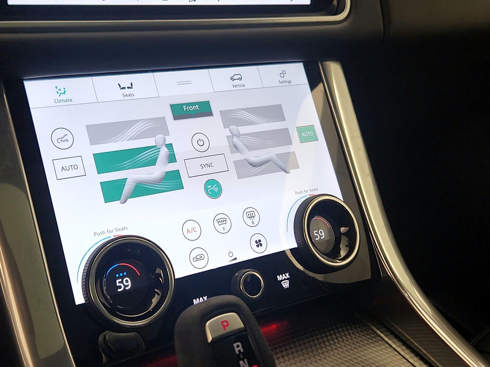 Thumbnail: 2021 Land Rover Range Rover Sport - 16