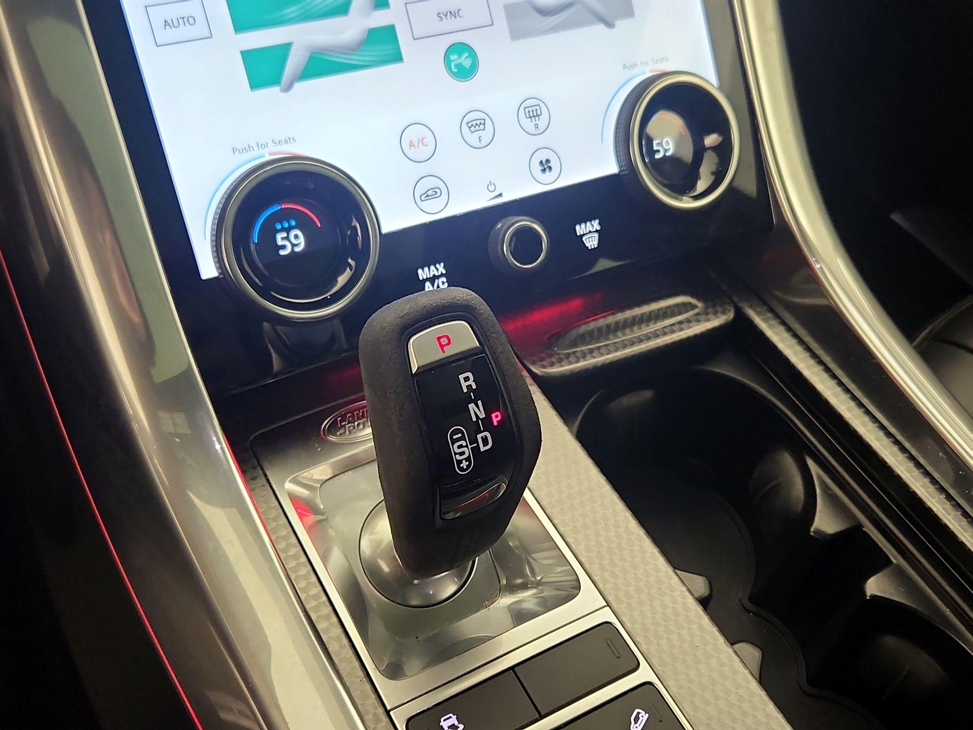 Thumbnail: 2021 Land Rover Range Rover Sport - 17