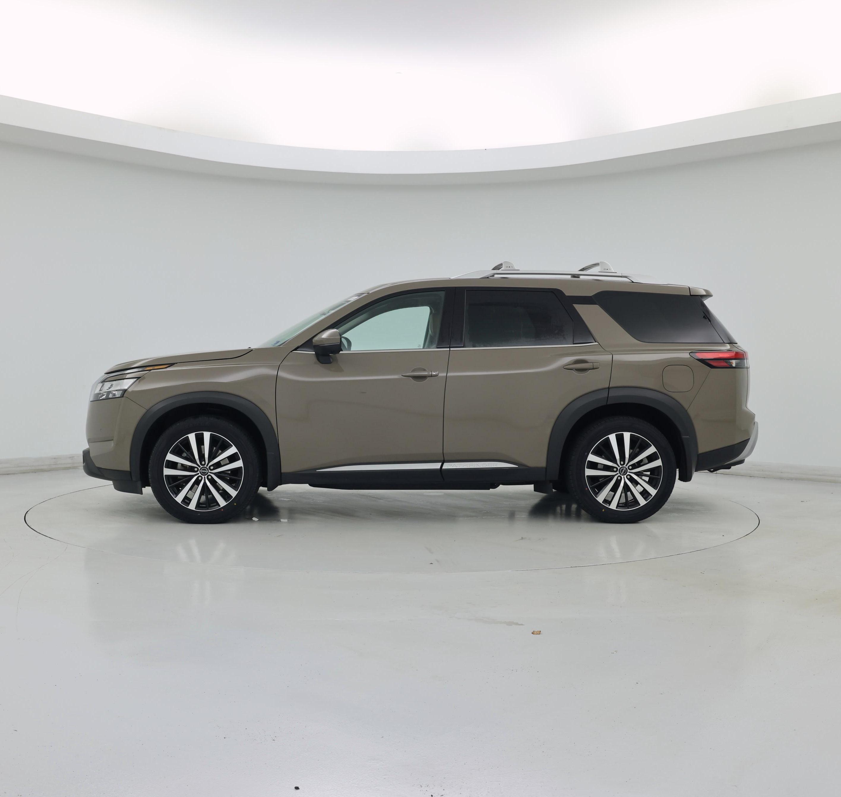 Thumbnail: 2023 Nissan Pathfinder - 3