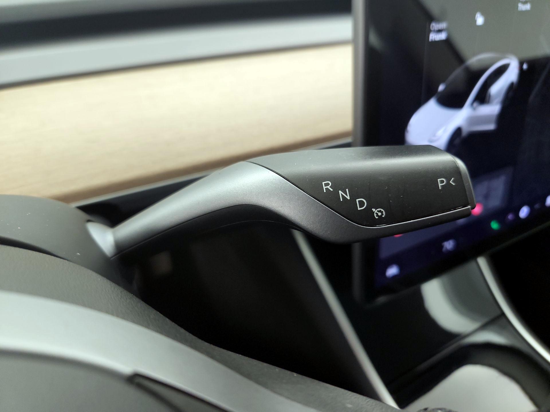 Thumbnail: 2020 Tesla Model 3 - 17