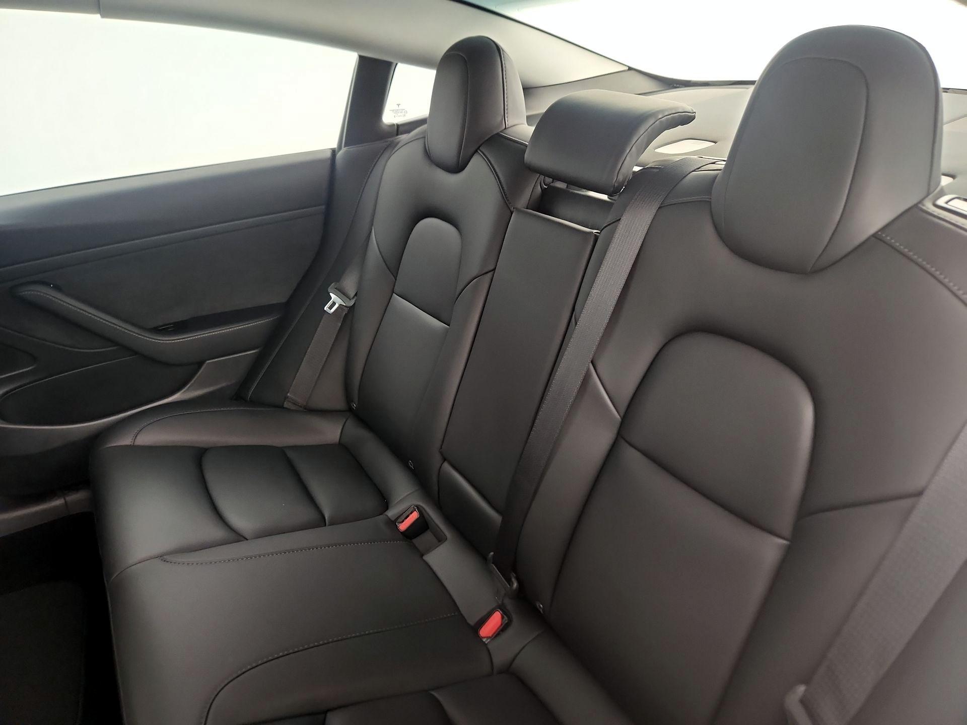 Thumbnail: 2020 Tesla Model 3 - 19