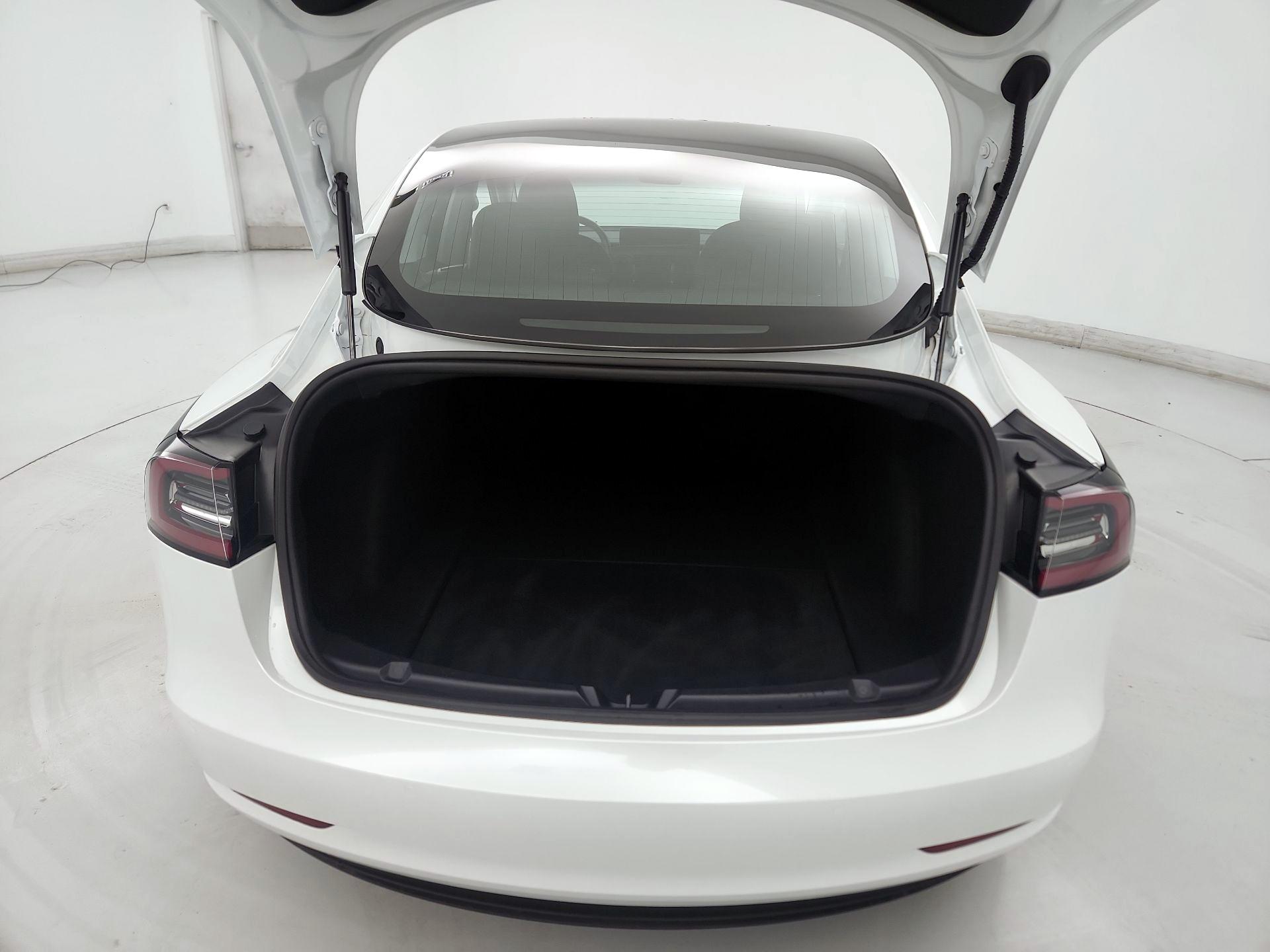 Thumbnail: 2020 Tesla Model 3 - 20