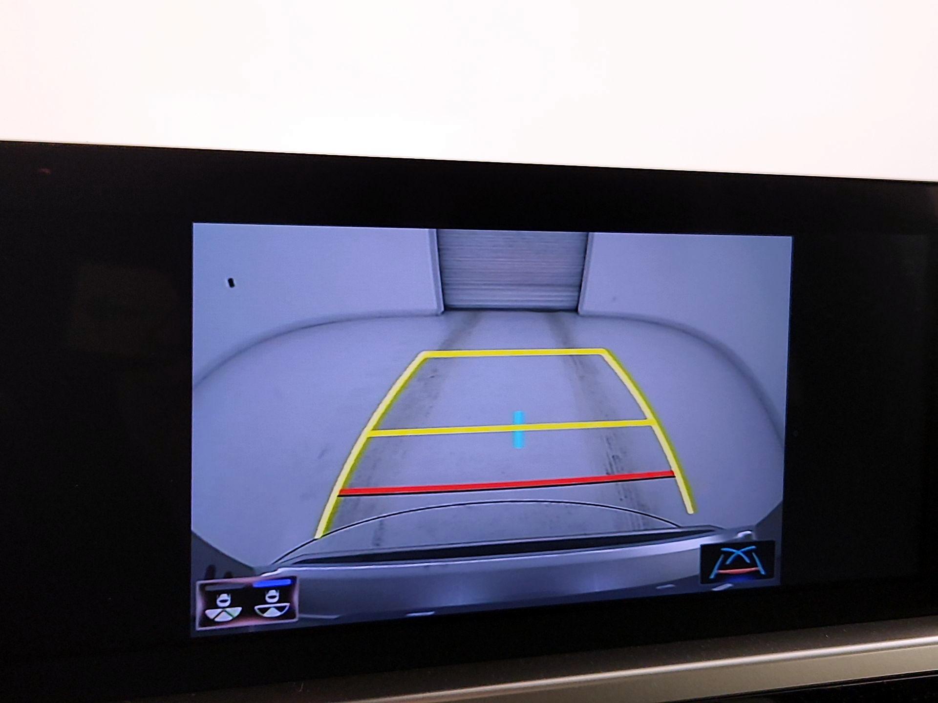 Thumbnail: 2022 Lexus GX - 15