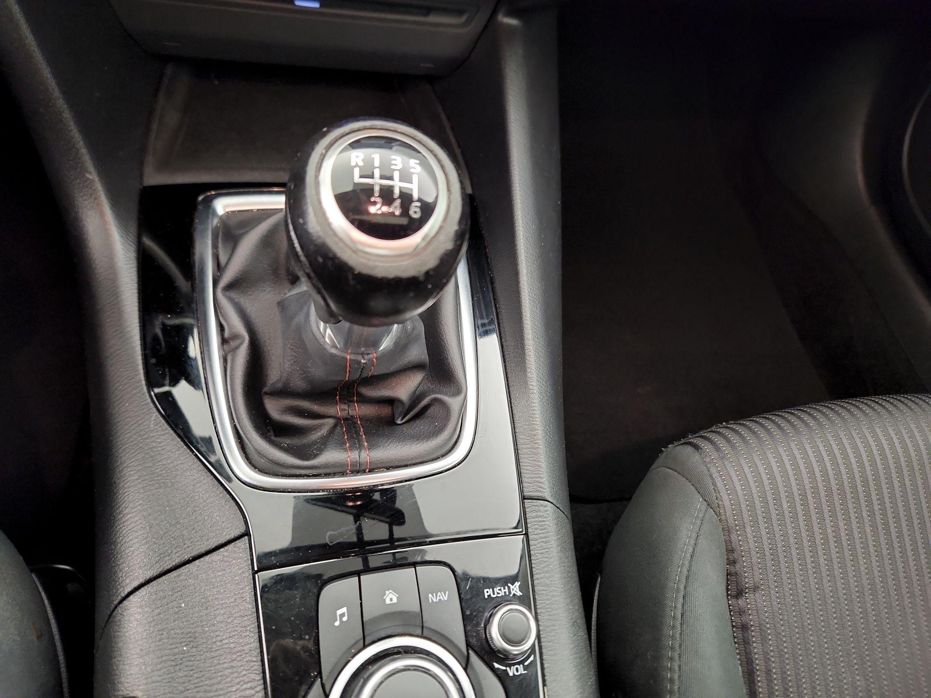 Thumbnail: 2016 Mazda Mazda3 - 18