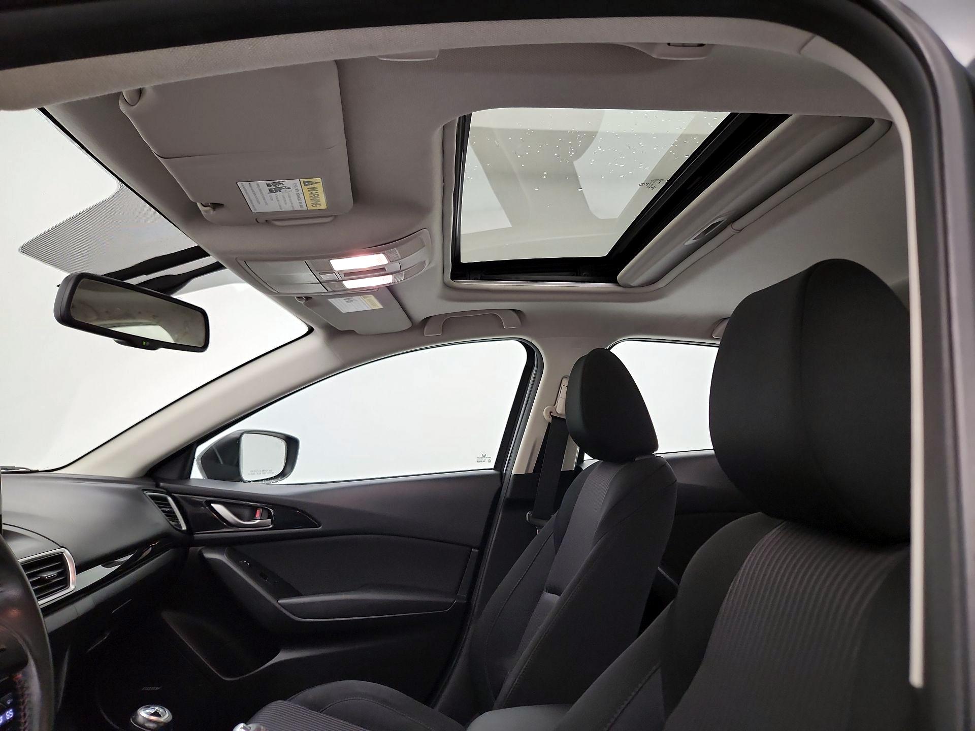 Thumbnail: 2016 Mazda Mazda3 - 20