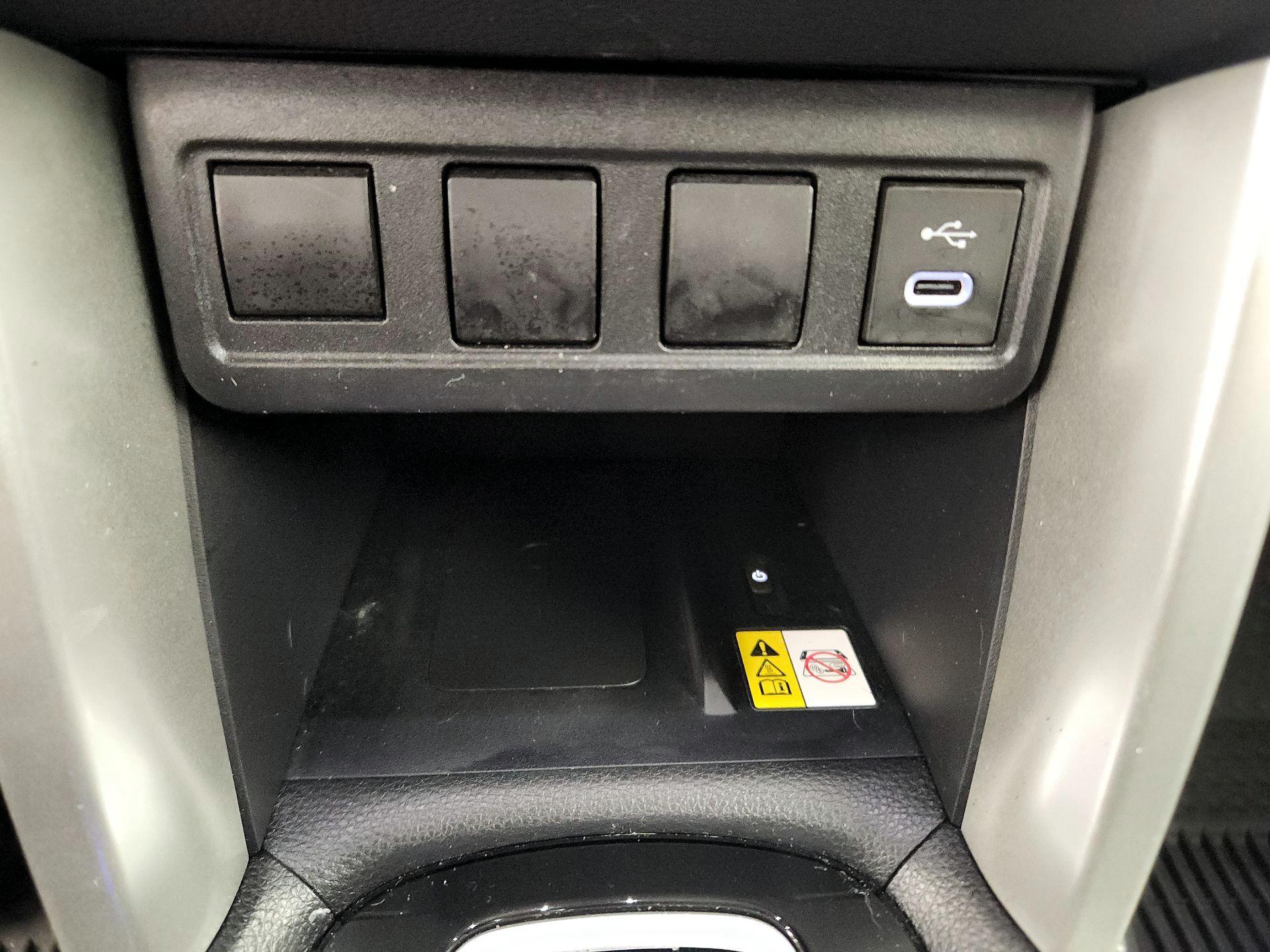 Thumbnail: 2023 Toyota Corolla Cross - 18