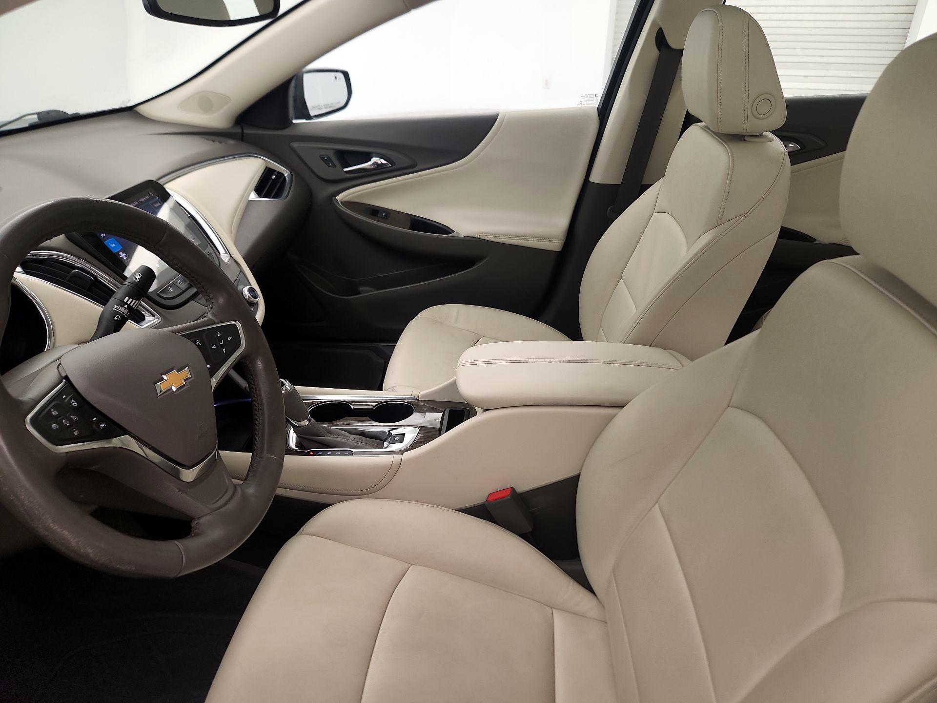 Thumbnail: 2019 Chevrolet Malibu - 11