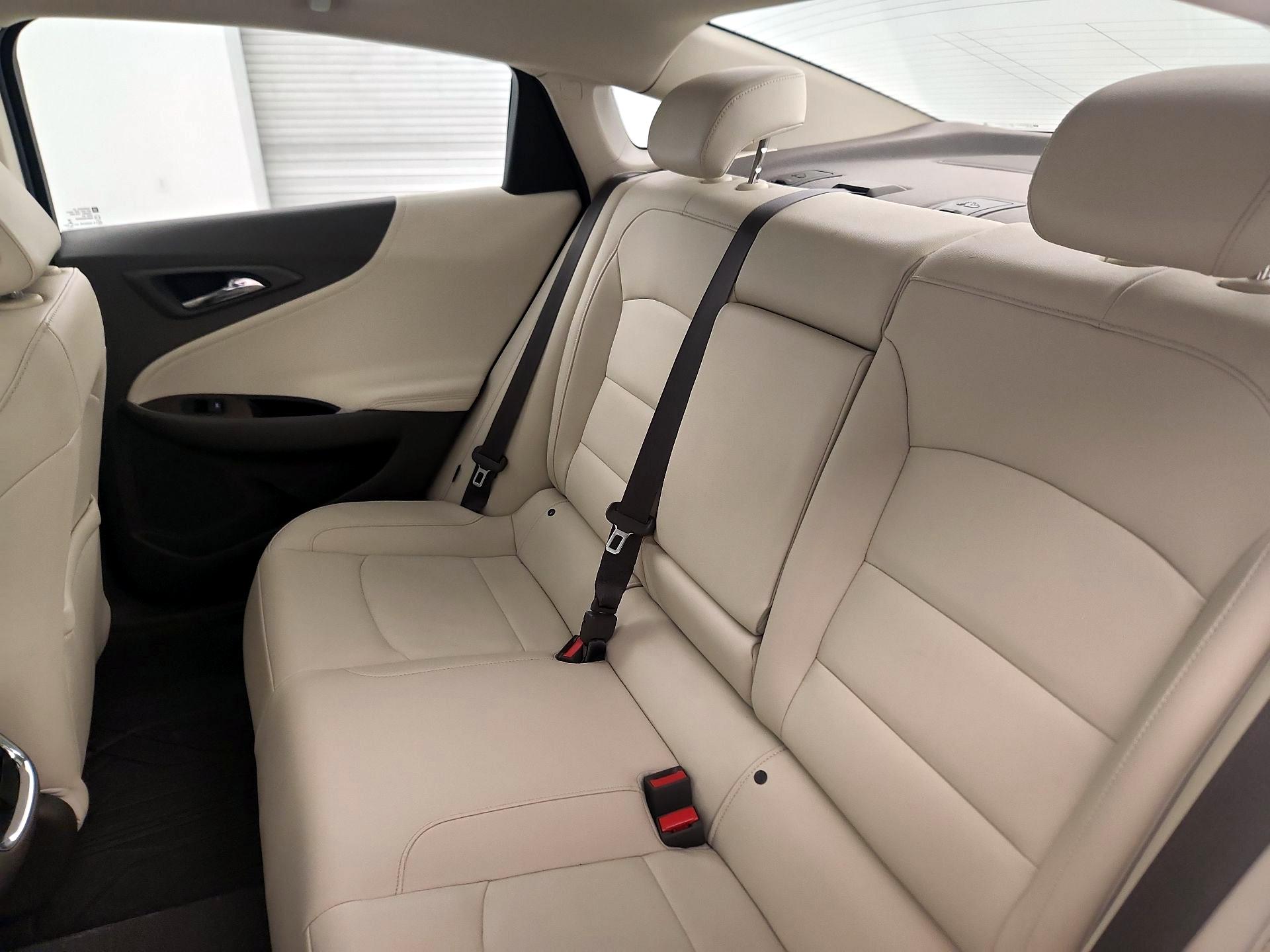 Thumbnail: 2019 Chevrolet Malibu - 20