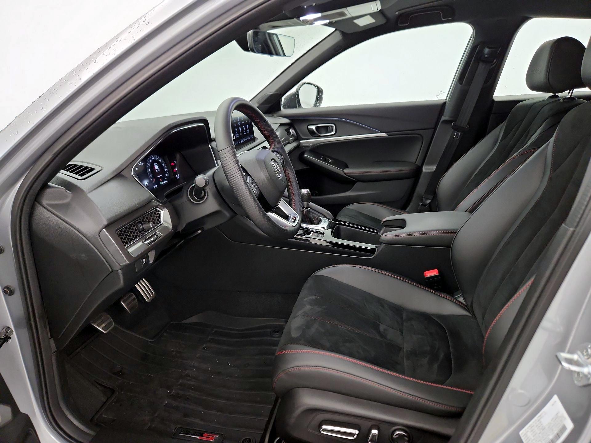 Thumbnail: 2025 Acura Integra - 11