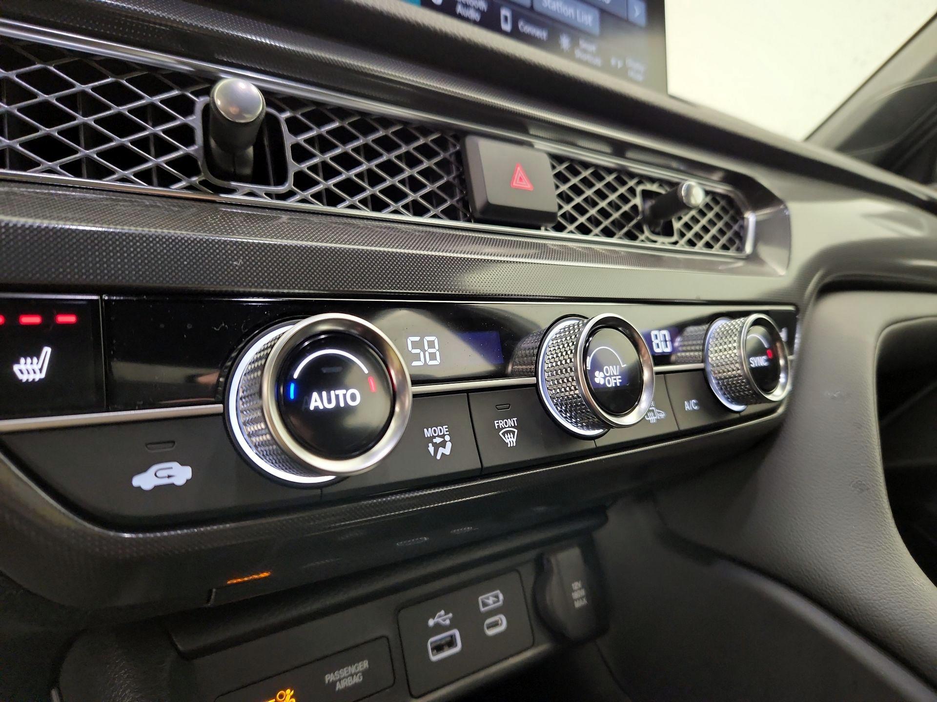 Thumbnail: 2025 Acura Integra - 16