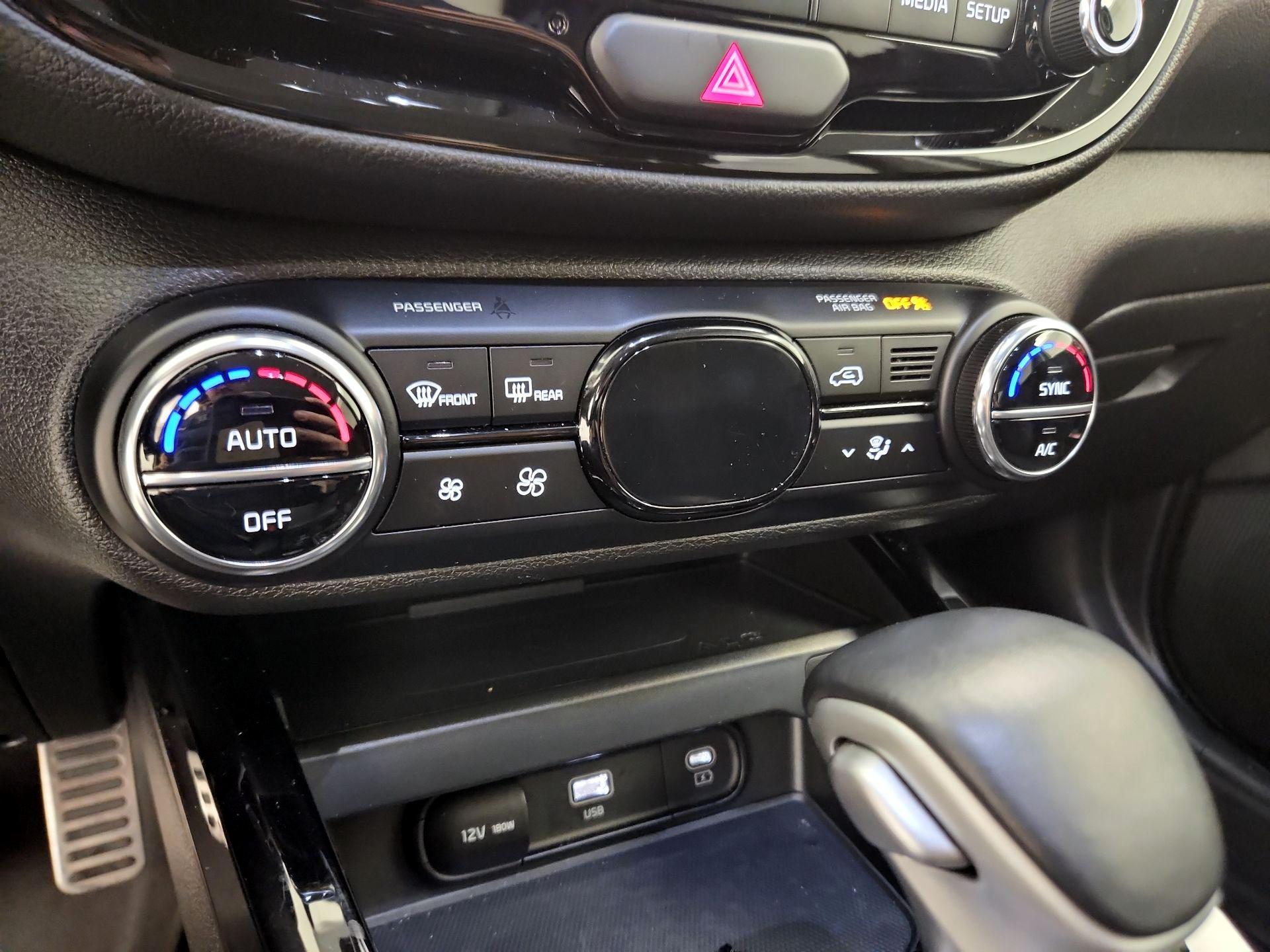 Thumbnail: 2023 Kia Soul - 15