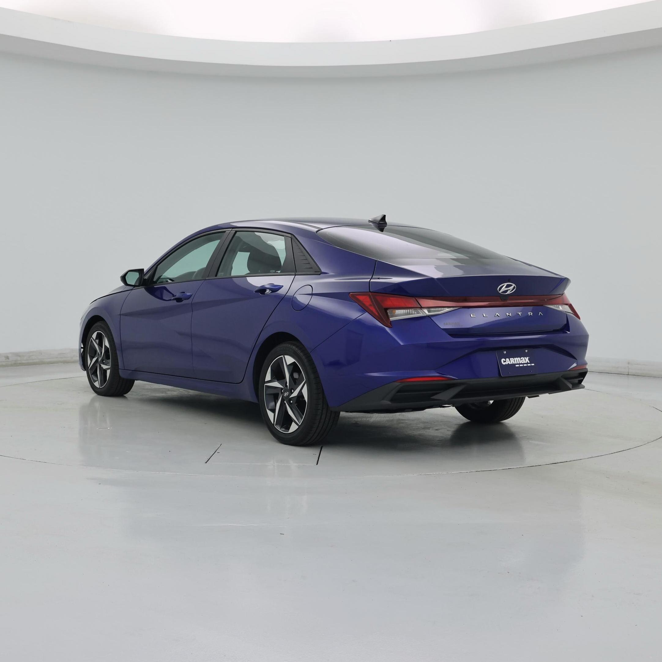 Thumbnail: 2023 Hyundai Elantra - 2