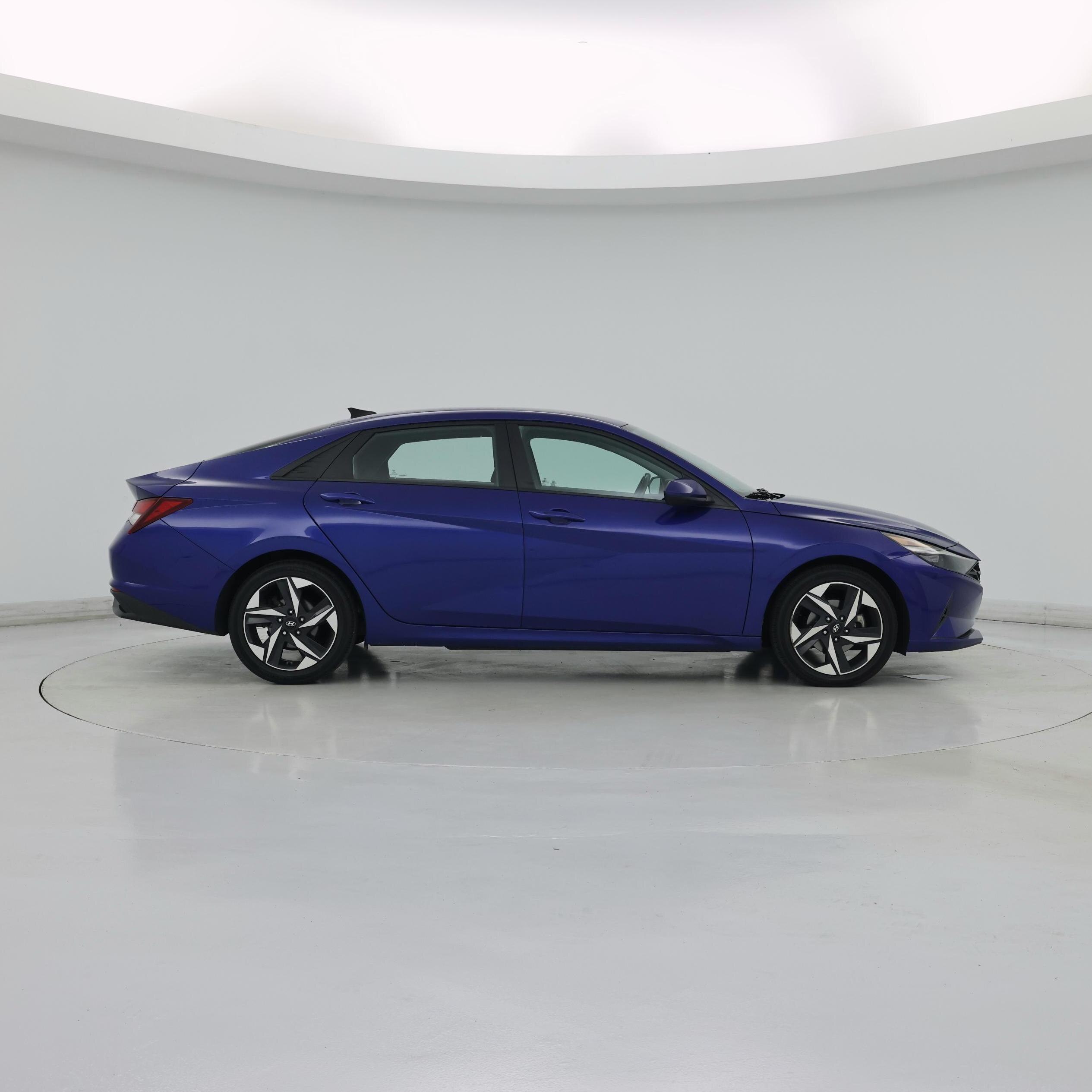 Thumbnail: 2023 Hyundai Elantra - 7