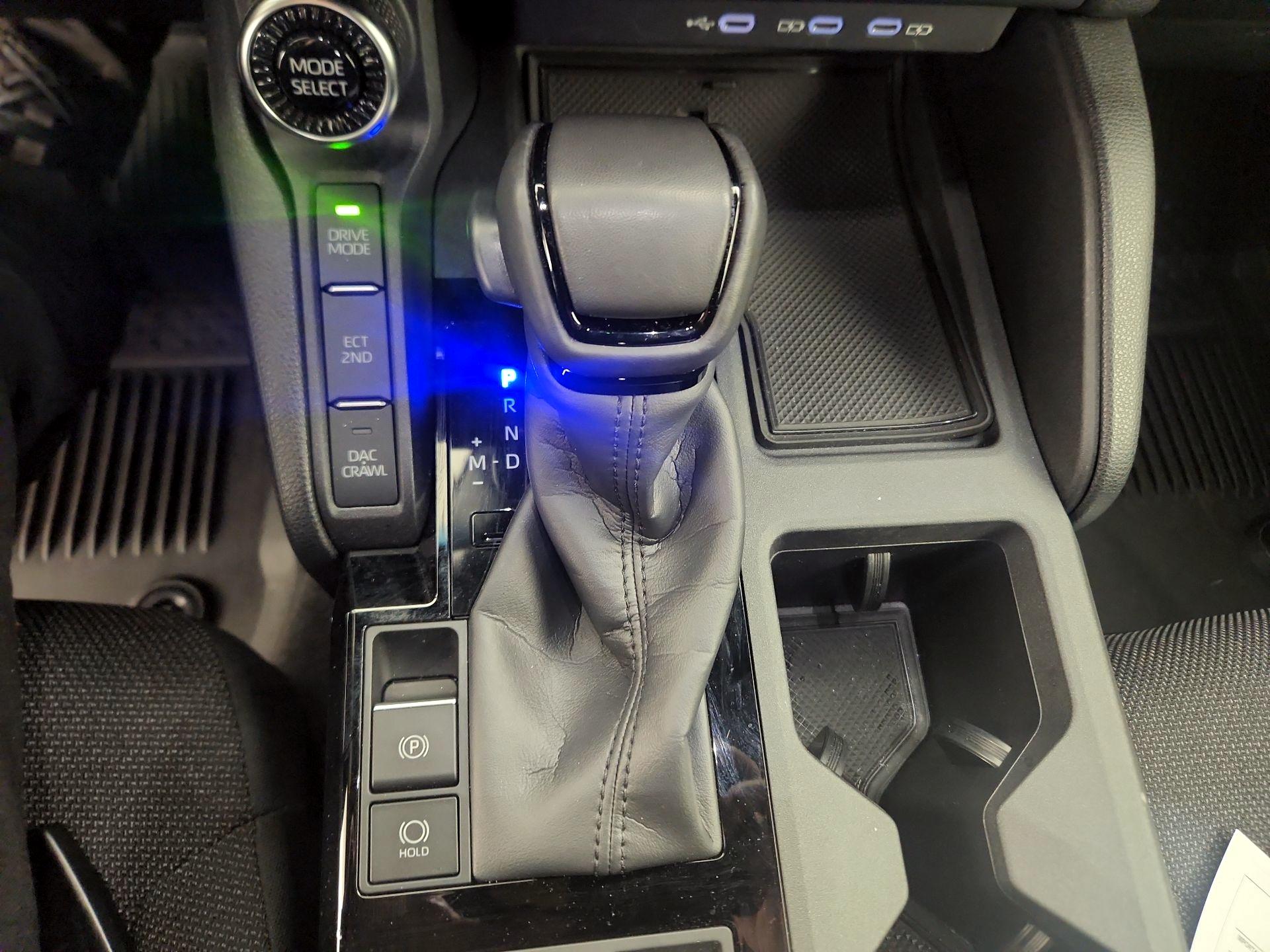 Thumbnail: 2025 Toyota Land Cruiser - 18