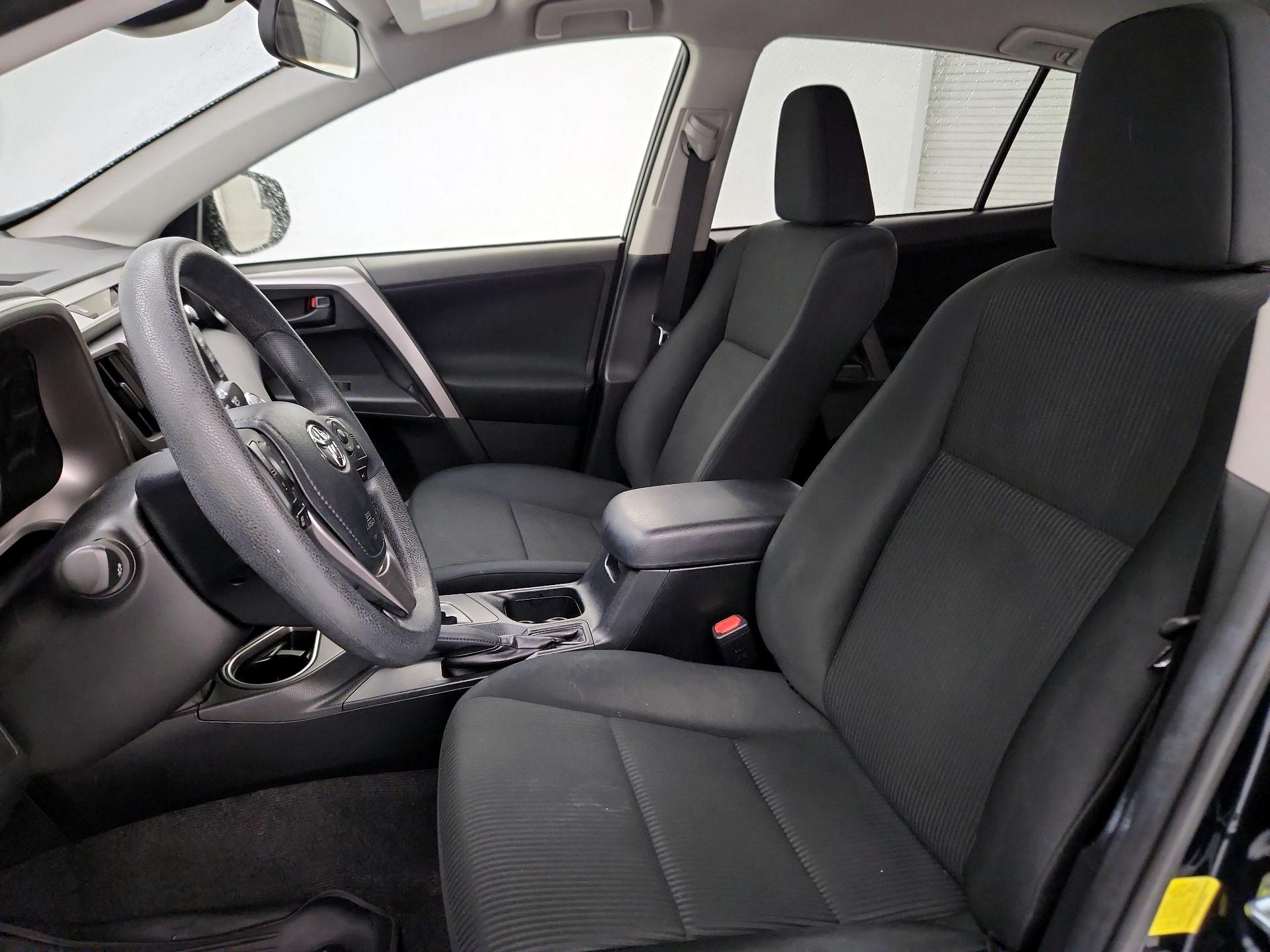 Thumbnail: 2017 Toyota RAV4 - 11