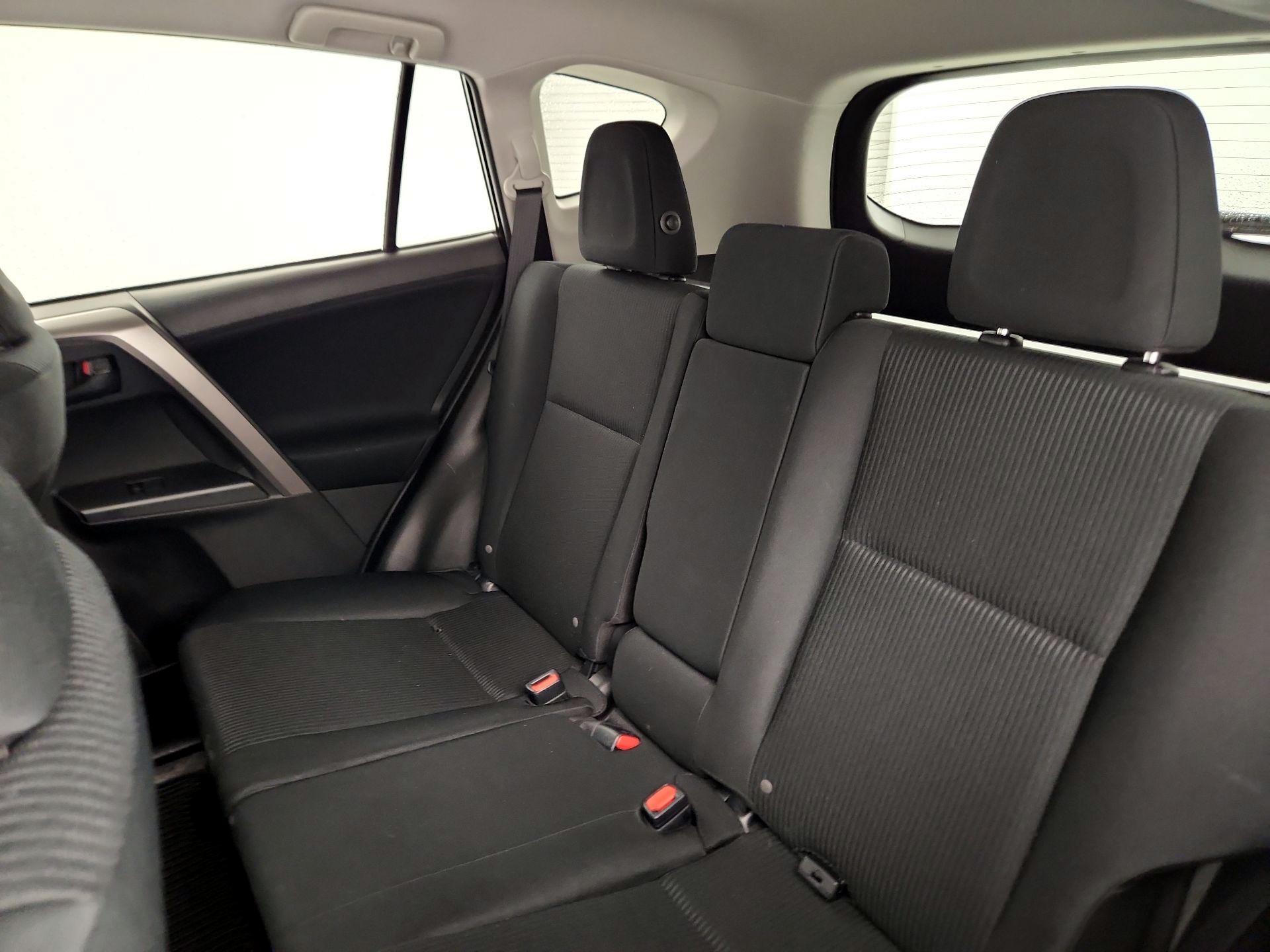 Thumbnail: 2017 Toyota RAV4 - 19