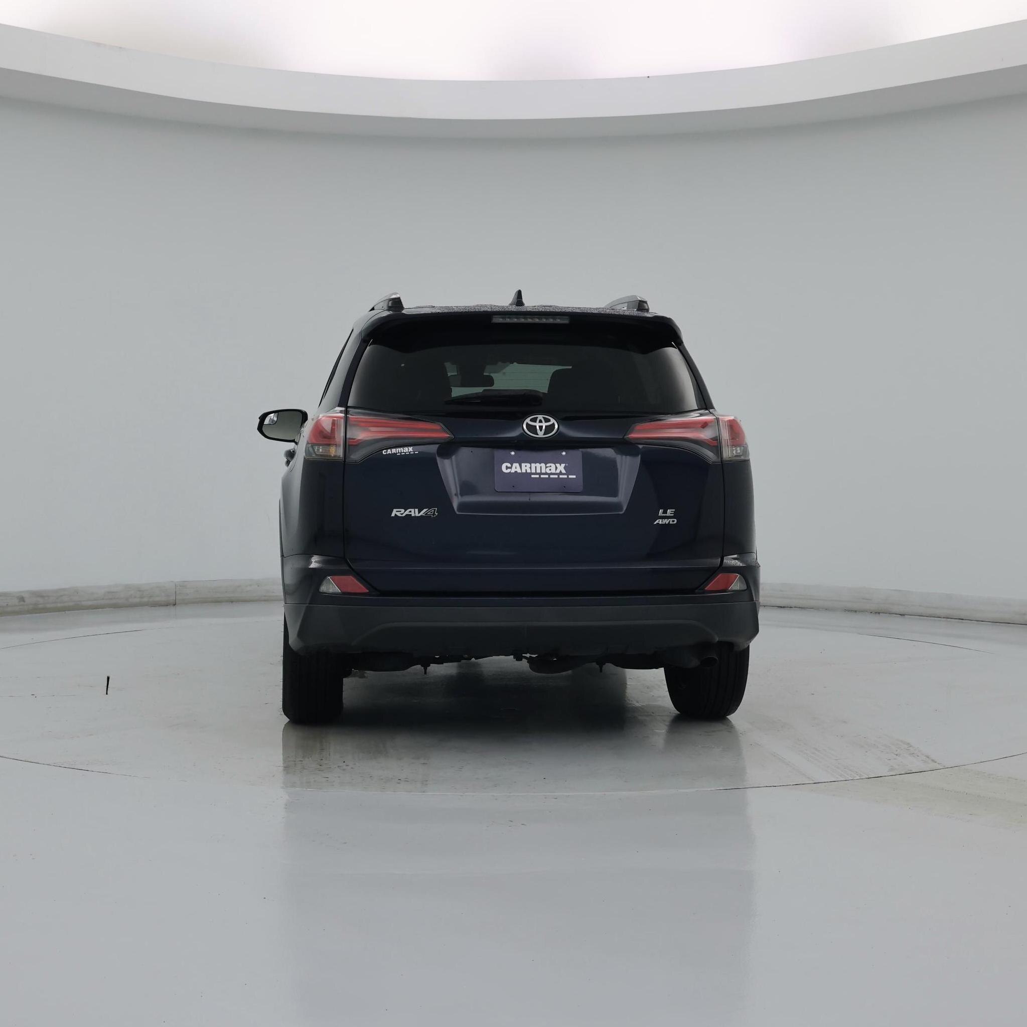 Thumbnail: 2017 Toyota RAV4 - 6