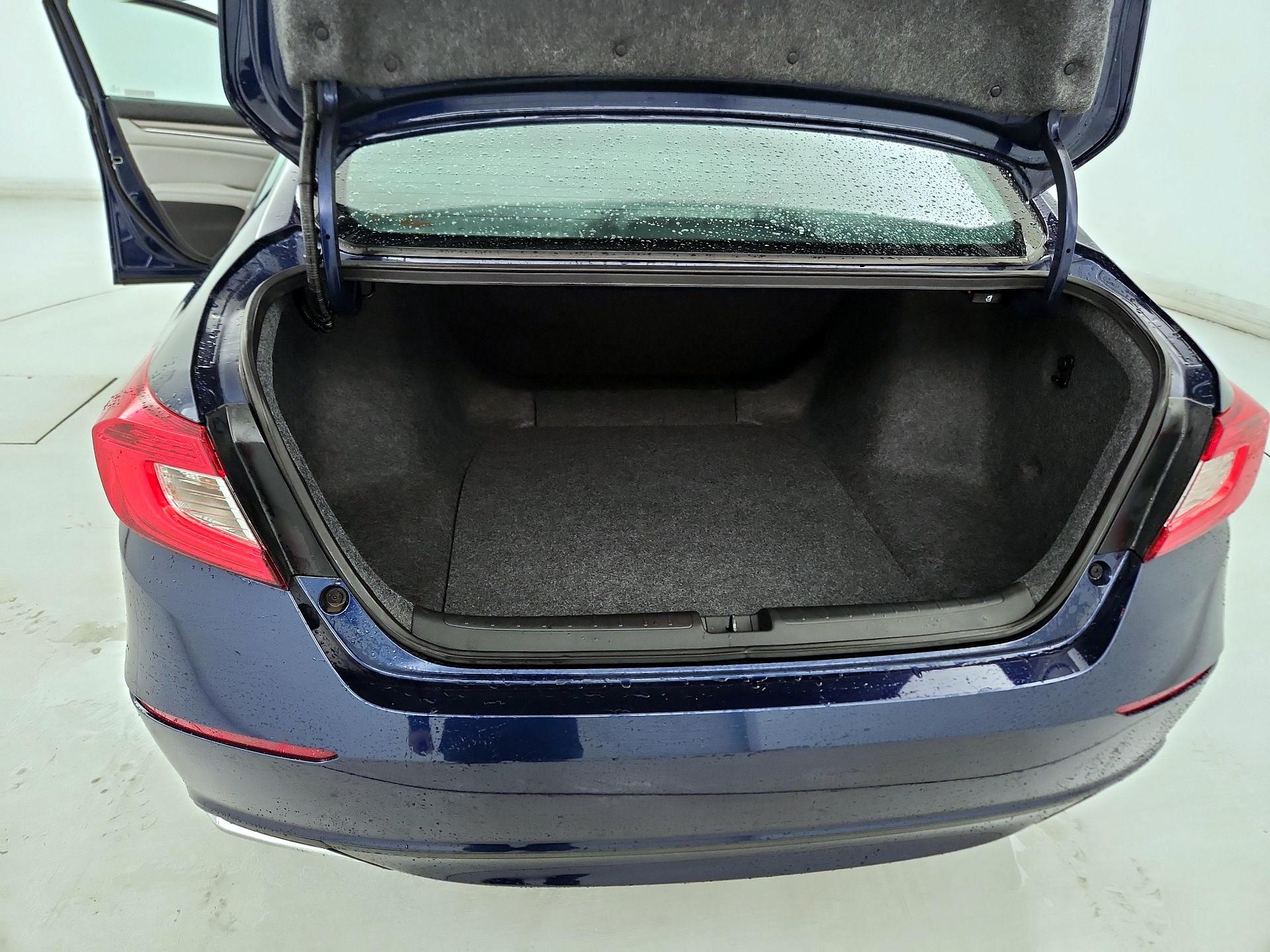 Thumbnail: 2019 Honda Accord - 20